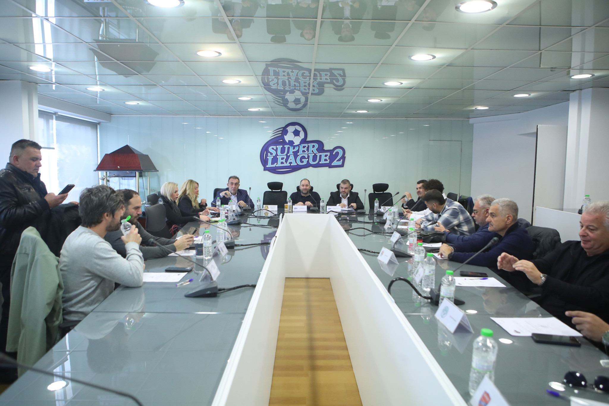 Τότε κληρώνει για πλέι οφ και πλέι άουτ στη Super League 2