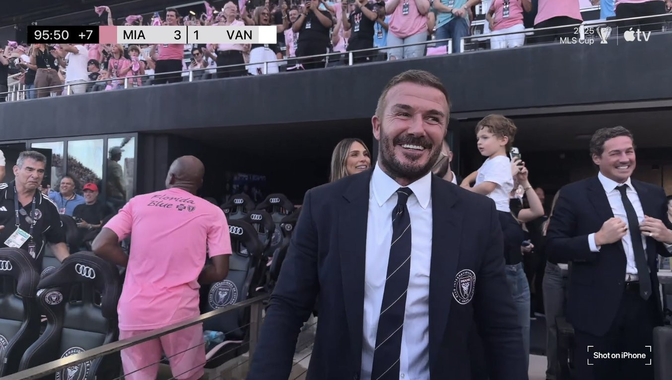 Μπέκαμ για Μέσι: «Δόξα τω Θεώ που υπέγραψα τον καλύτερο παίκτη όλων των εποχών»