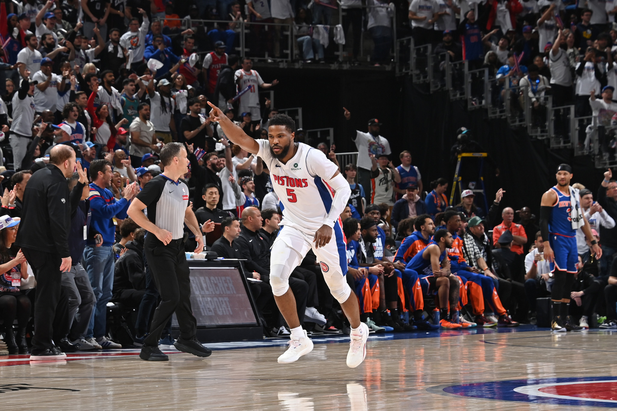 Ξεκάθαρος ο Μπίσλι για Παρτίζαν: «Απλά μ@λ@κιες»