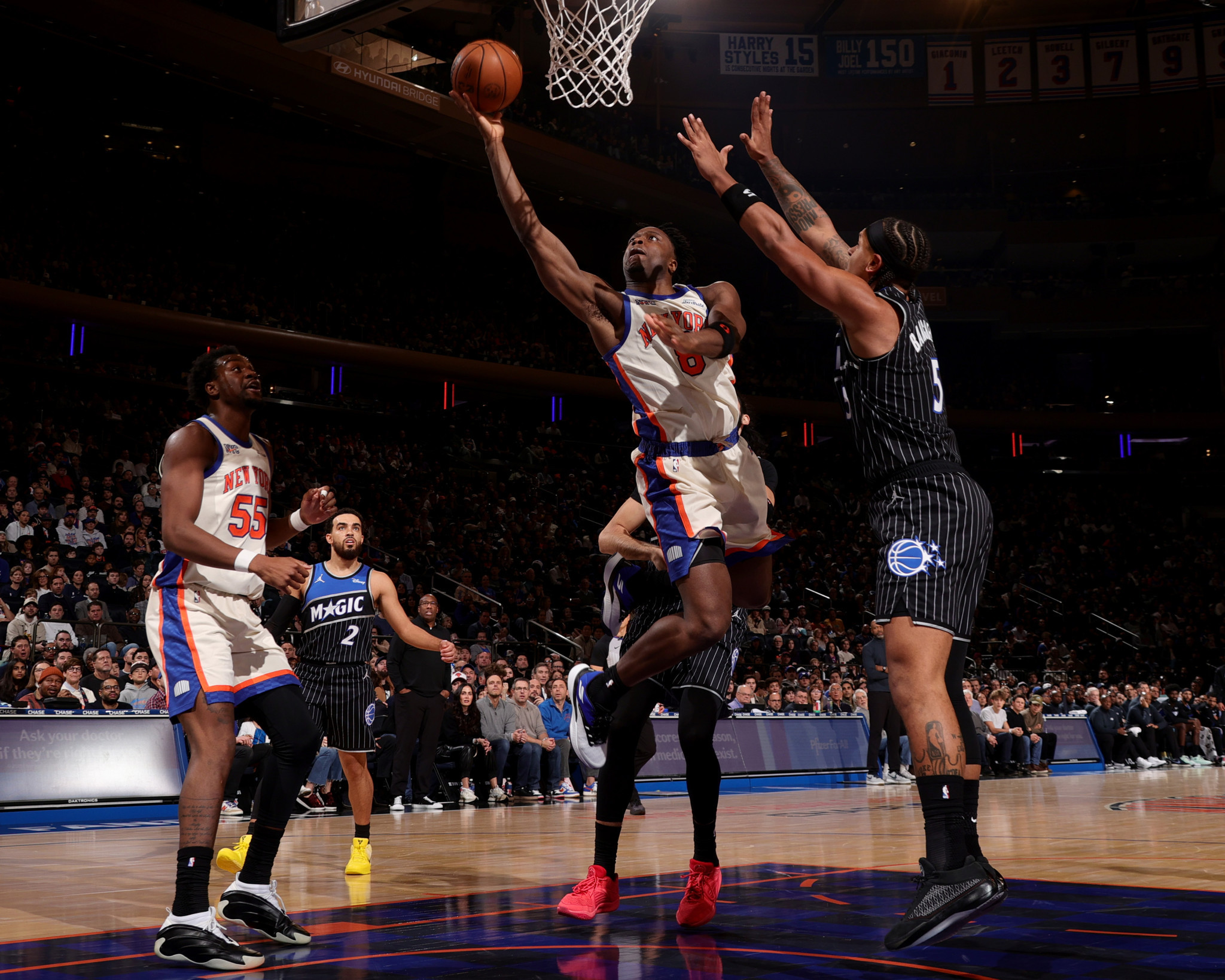 Με ηγέτη Μπράνσον οι Νικς κέρδισαν τους Μάτζικ στη Νέα Υόρκη