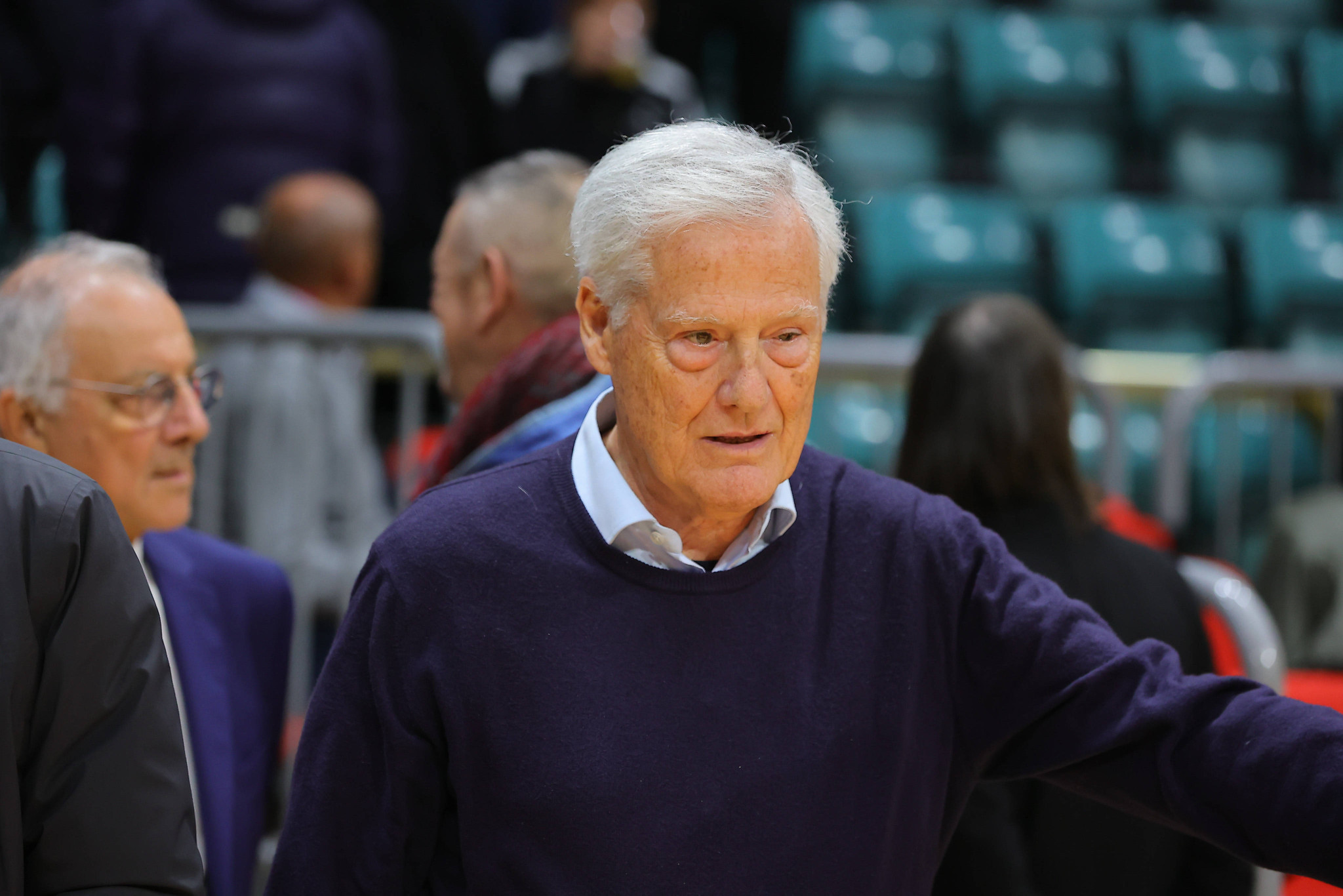 Ο ιδιοκτήτης της Βίρτους Μπολόνια ξέσπασε για τα πλάνα του NBA Europe