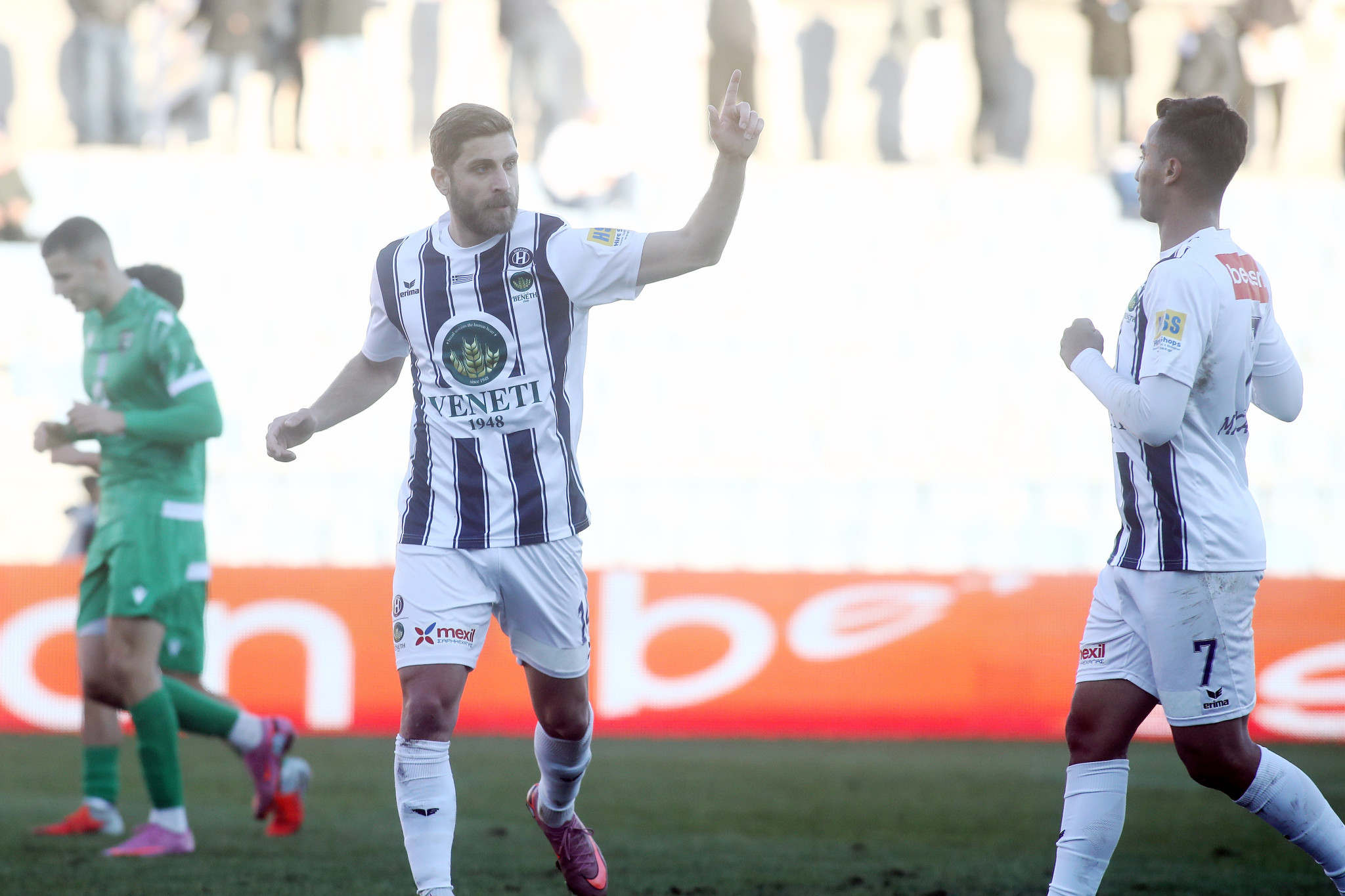 O Ηρακλής ξεπέρασε εύκολα το εμπόδιο του Μακεδονικού και συνεχίζει μόνος πρώτος