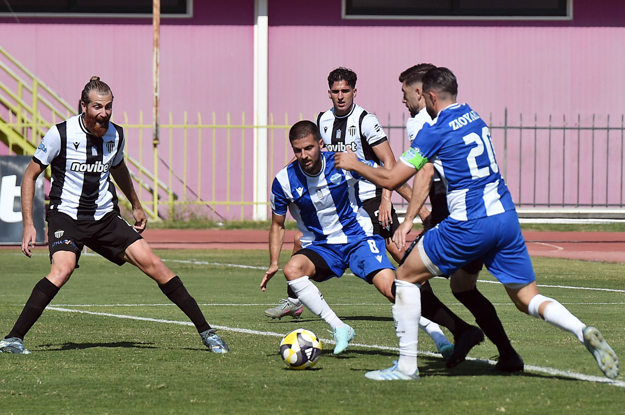 Ζωντανά κι αποκλειστικά σε Athletiko και ACTION24 το Αιγάλεω - Καλαμάτα για τη Super League 2