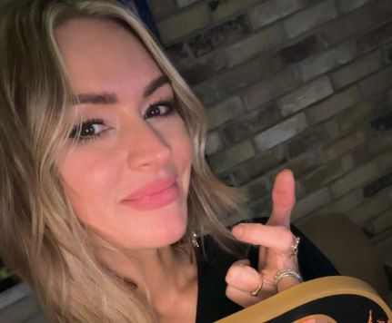 «Θα πεθάνεις απόψε» - Αθλητική συντάκτρια αποκάλυψε σοκαριστικά απειλητικά μηνύματα