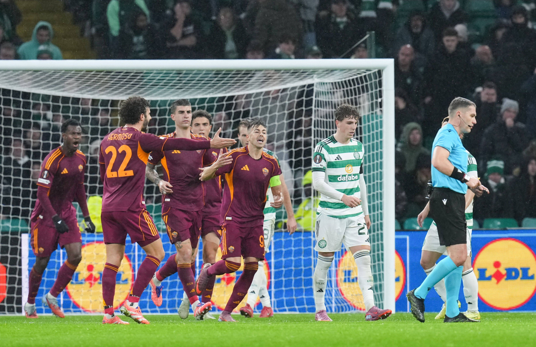 Πού θα δείτε Ρόμα, Λεβερκούζεν και τη δράση στο FA Cup