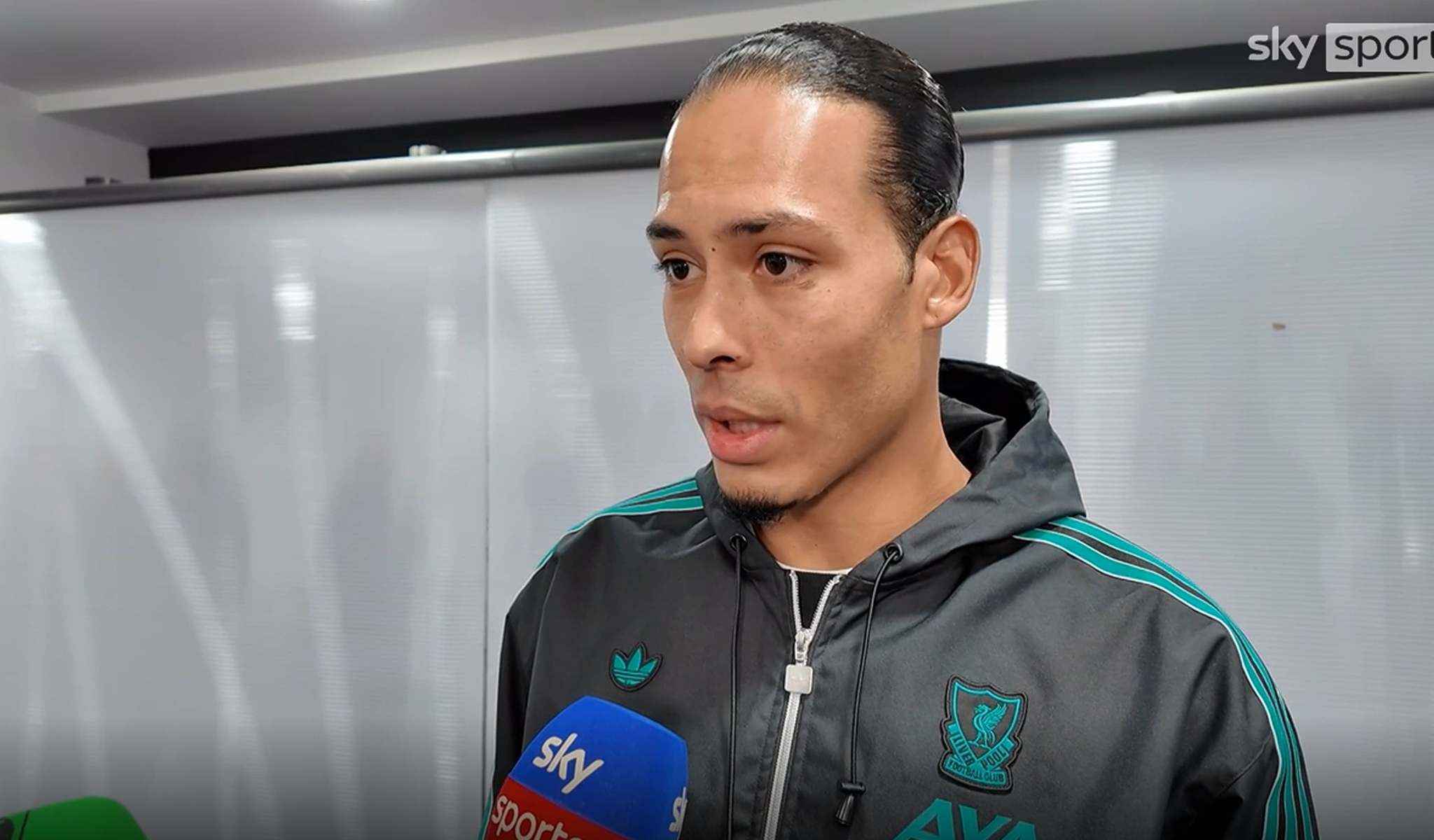 Φαν Ντάικ για το δράμα Σαλάχ - Σλοτ: «Δεν είμαι εγώ αυτός που θα πει ποιος πρέπει να ζητήσει συγγνώμη»