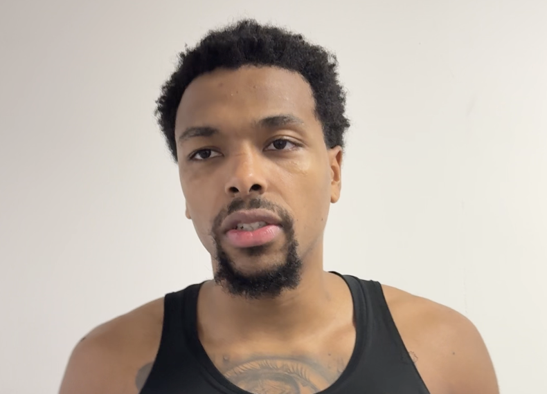 Ο Στέρλινγκ Μπράουν στο Athletiko: «Αντιμετωπίσαμε αντιξοότητες αλλά πάντα υπάρχει φως στην άκρη του τούνελ»