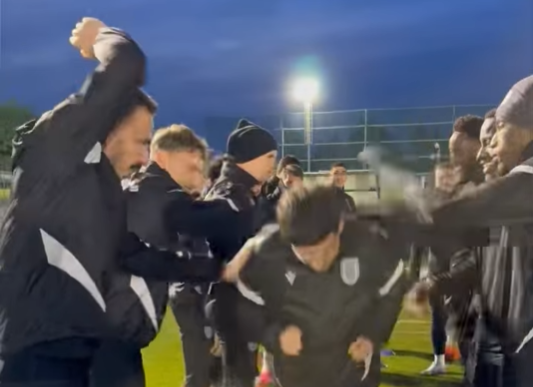 Υποδέχθηκαν με... φατούρο τον Ζαφείρη στη πρώτη του προπόνηση με τον ΠΑΟΚ (video)