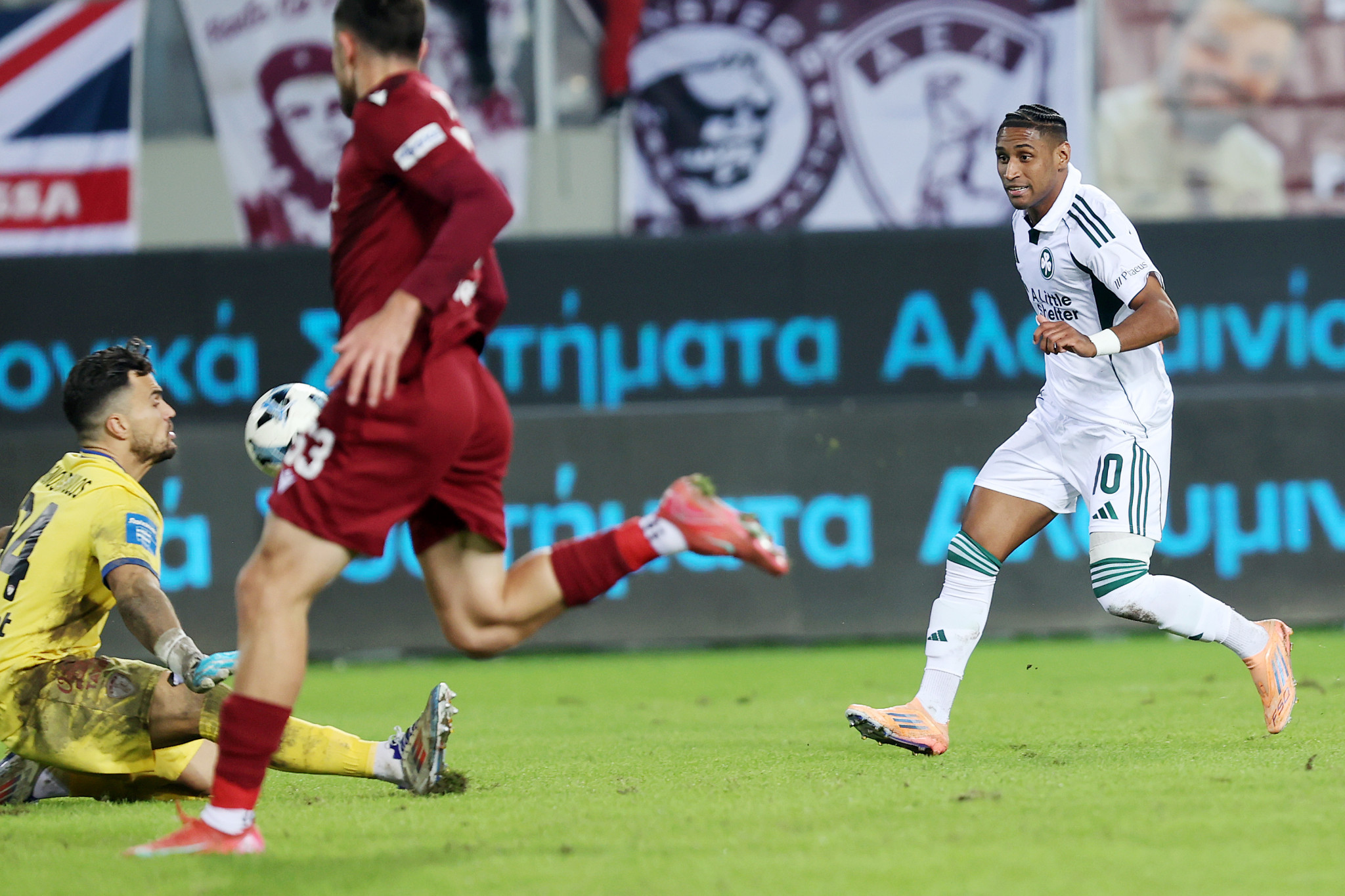 Η θλιβερή νοοτροπία που φάνηκε στην ενέργεια του Τετέ και πρέπει να αλλάξει ο Μπενίτεθ