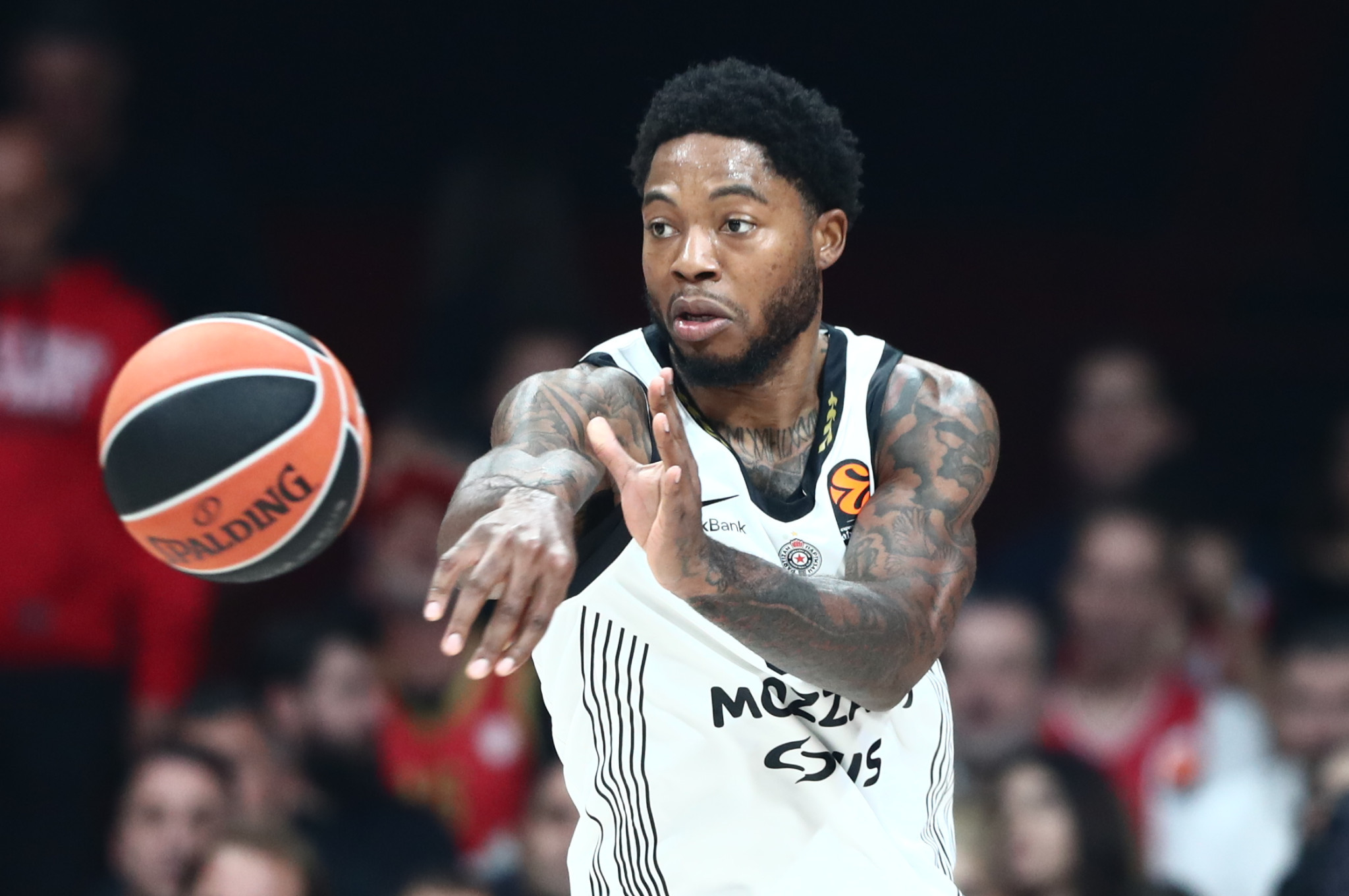 Στα άκρα Παρτίζαν και Τζόουνς: Δεν ταξίδεψε στο Κάουνας, τα πάντα στον αέρα για το μέλλον του