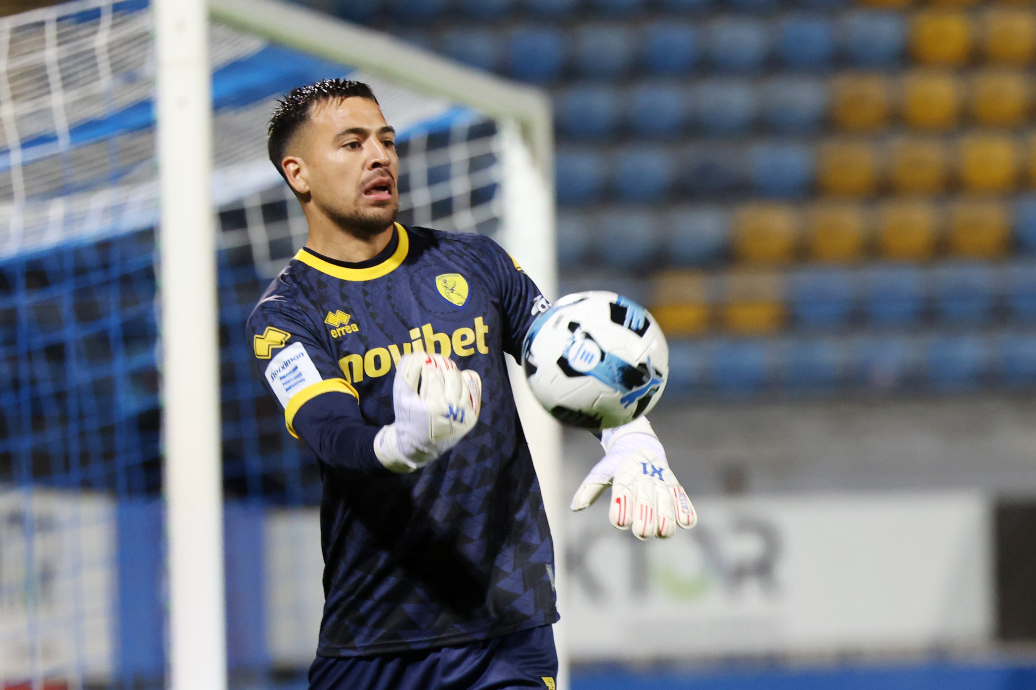 Στην Αθήνα για τον Παναθηναϊκό ο Τσάβες - Περνάει εξετάσεις, πότε ανακοινώνεται