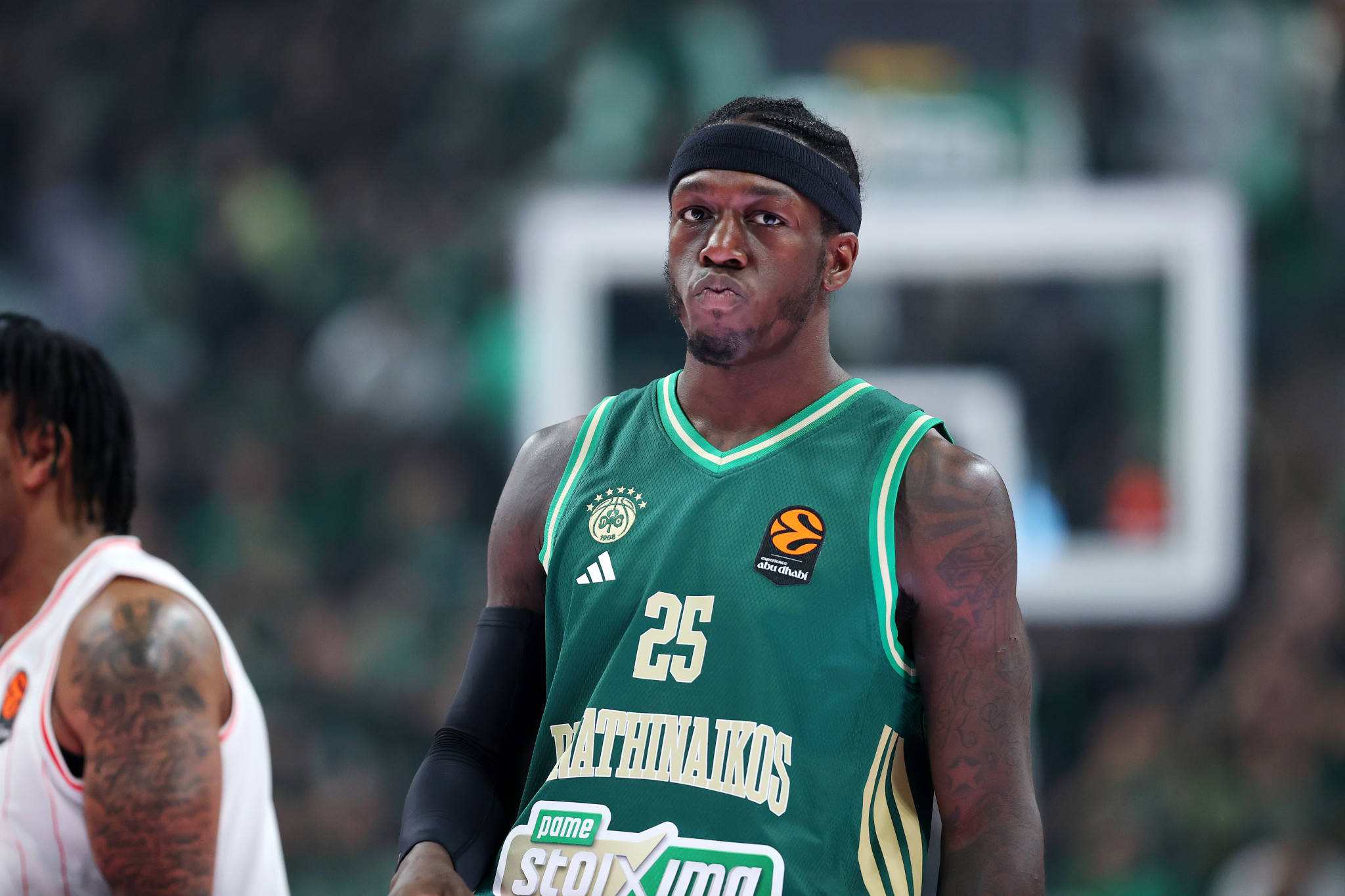 Πέτγουεϊ για το φάουλ του Ναν στον Ράιτ : «Προσπαθεί να στείλει κόσμο στο νοσοκομείο»