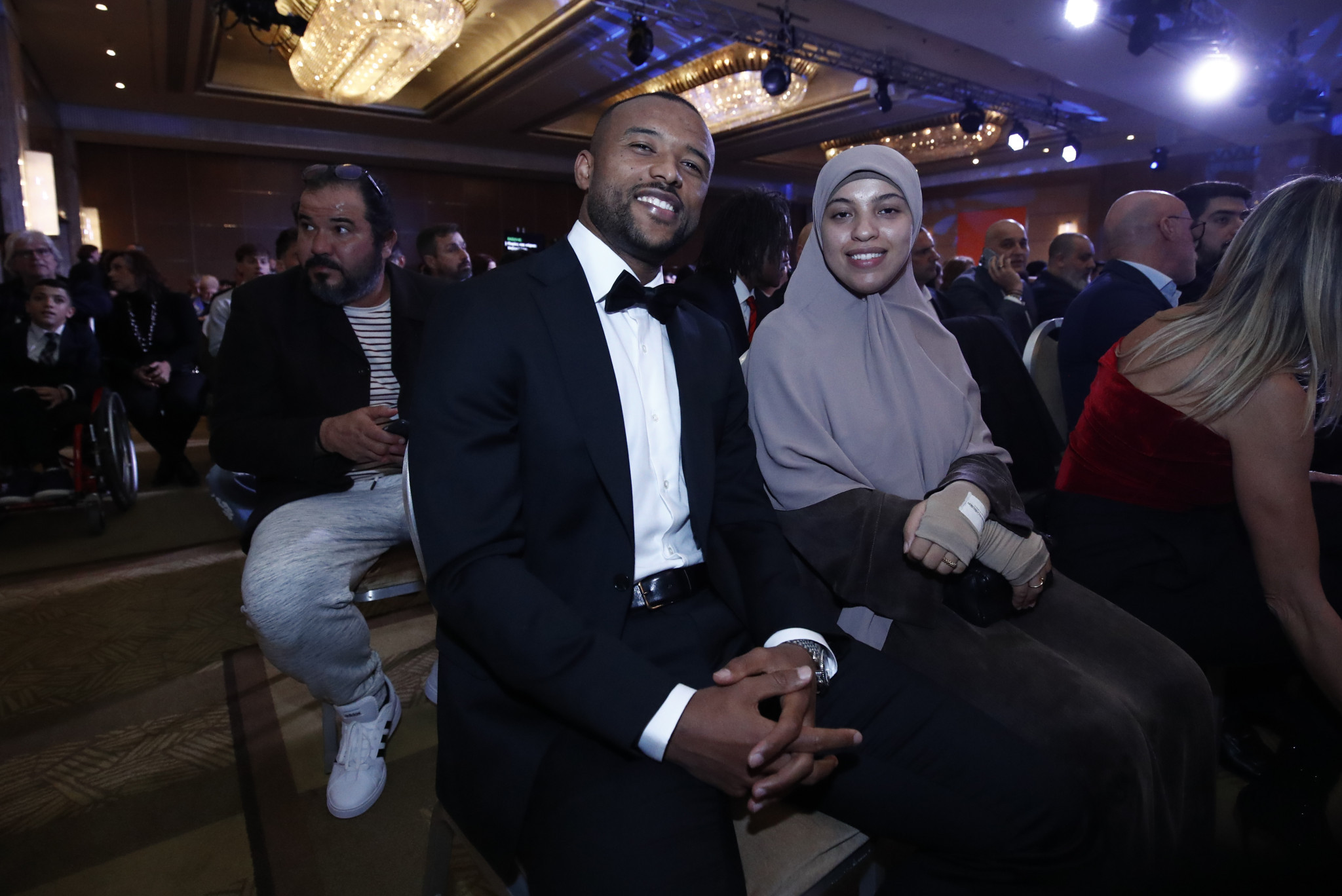 Ο… άγνωστος Ελ Κααμπί: Αυτή είναι η αγαπημένη του Μεριέμ και η οικογένειά τους (photos & videos)