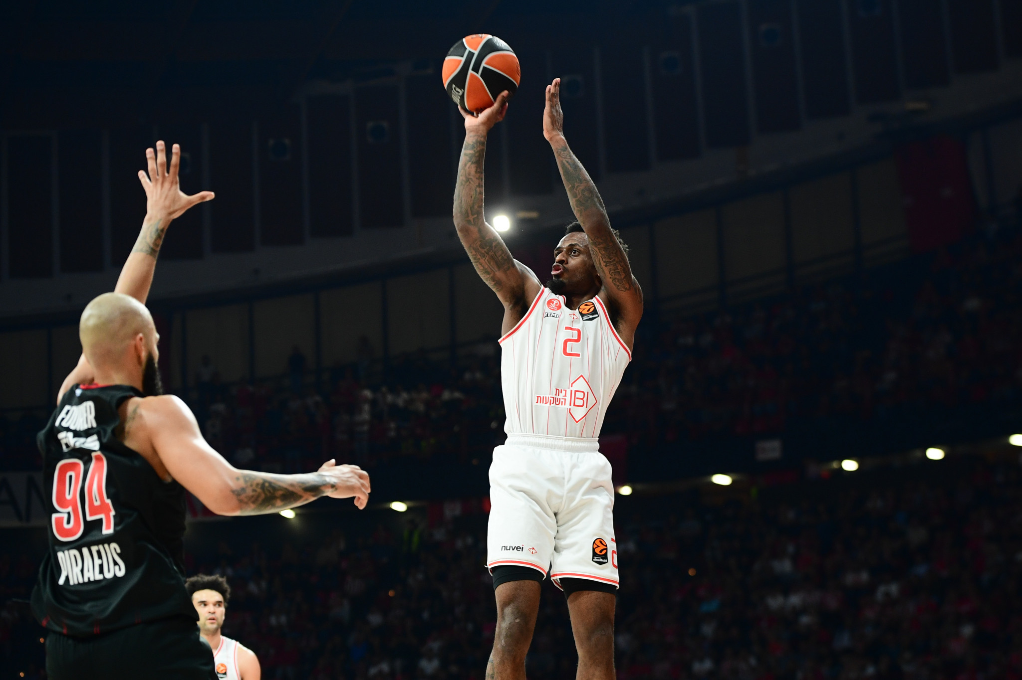 Ο Μπλέικνι επιβεβαίωσε την ανανέωσή του με τη Χάποελ: «Είναι το σπίτι μου»