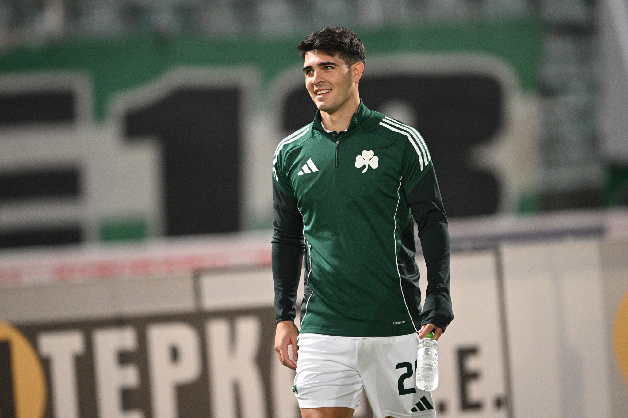 Συνεχίζει να δουλεύει ακόμα και στην διακοπή για τις γιορτές ο Ταμπόρδα (video)