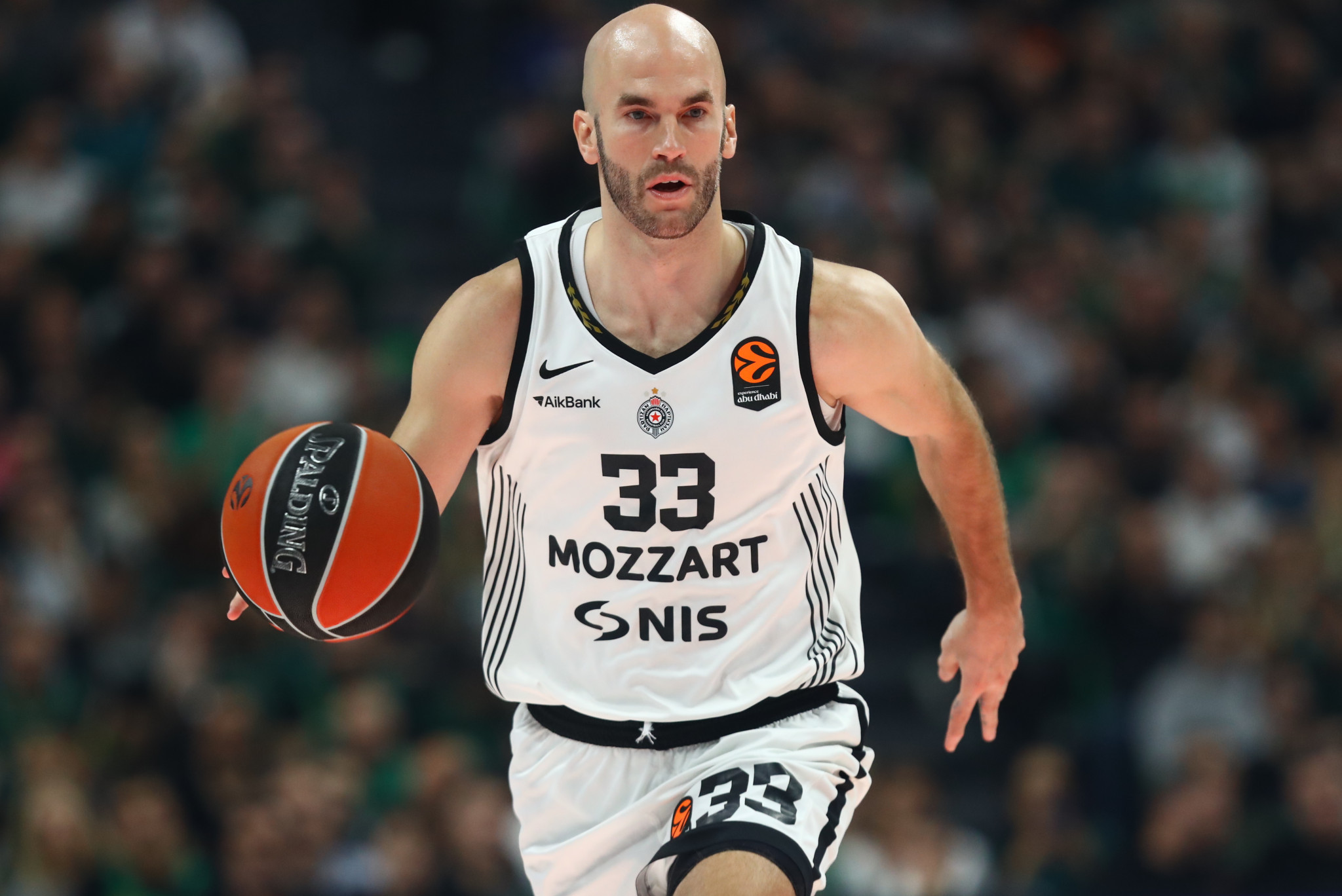 Ξέσπασε ο Καλάθης για την Παρτίζαν: «Παίζουμε ντροπιαστικά - Αν δεν παλέψουμε τι κάνουμε εδώ;»