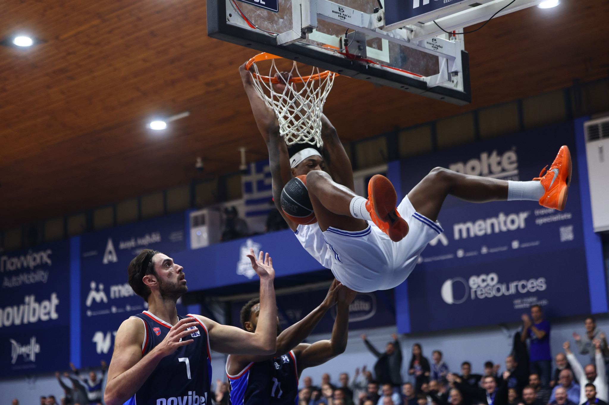 Καταιγιστικός Ηρακλής στο ημίχρονο κόντρα στον Πανιώνιο που έχει σκοράρει μόλις 22 πόντους!