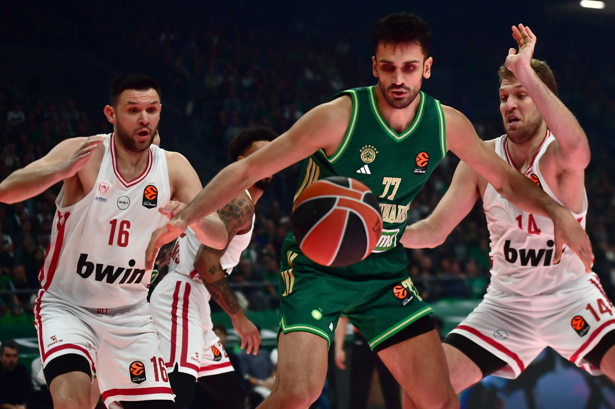 Παναθηναϊκός ή Ολυμπιακός; Το φαβορί μετά την 21η αγωνιστική της Euroleague!