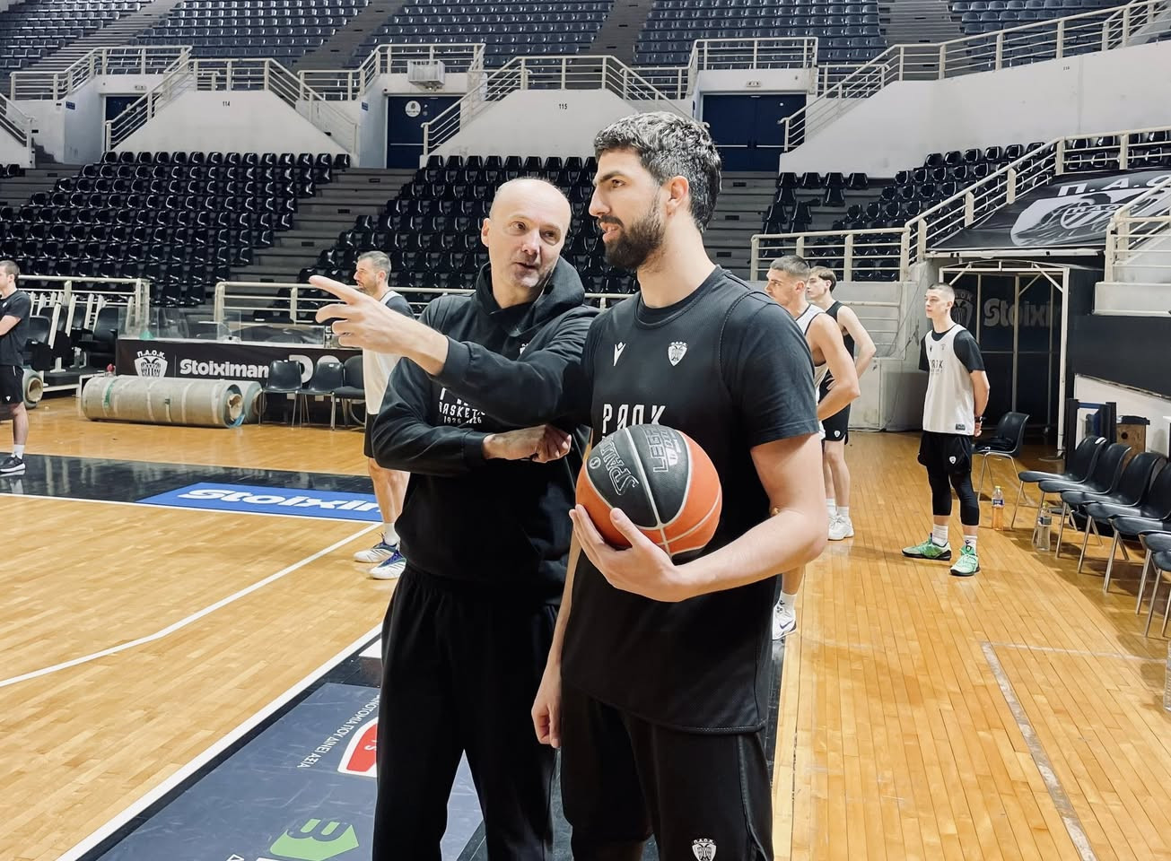 Με Χουγκάζ ο ΠΑΟΚ κόντρα στη Μύκονο στο πρώτο παιχνίδι του 2026