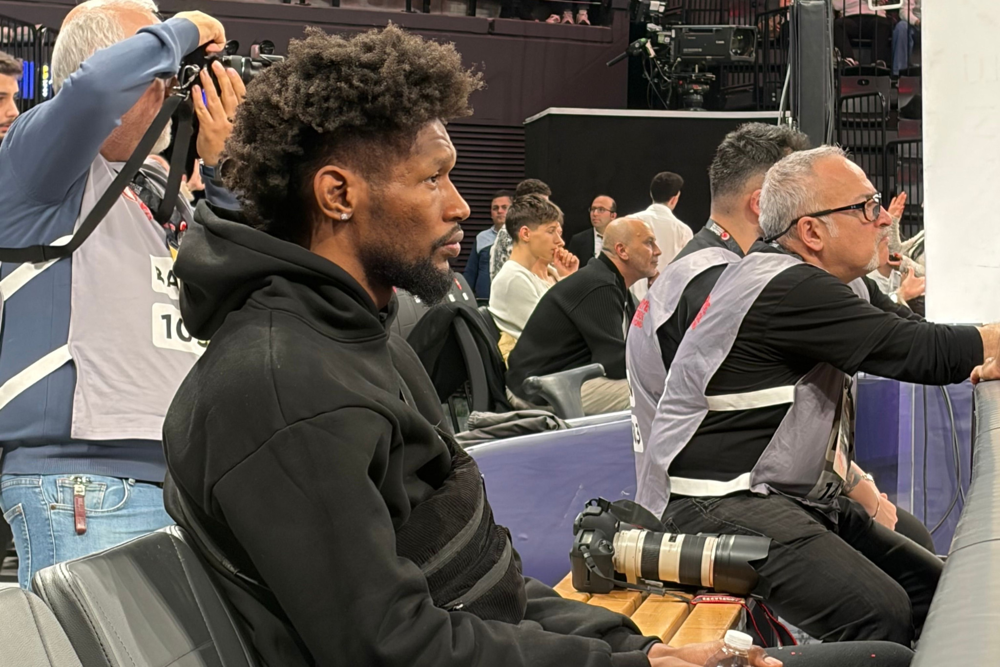 Ο Κρις Σίλβα παρακολουθεί διά ζώσης το ματς πρωταθλήματος της Φενέρμπαχτσε