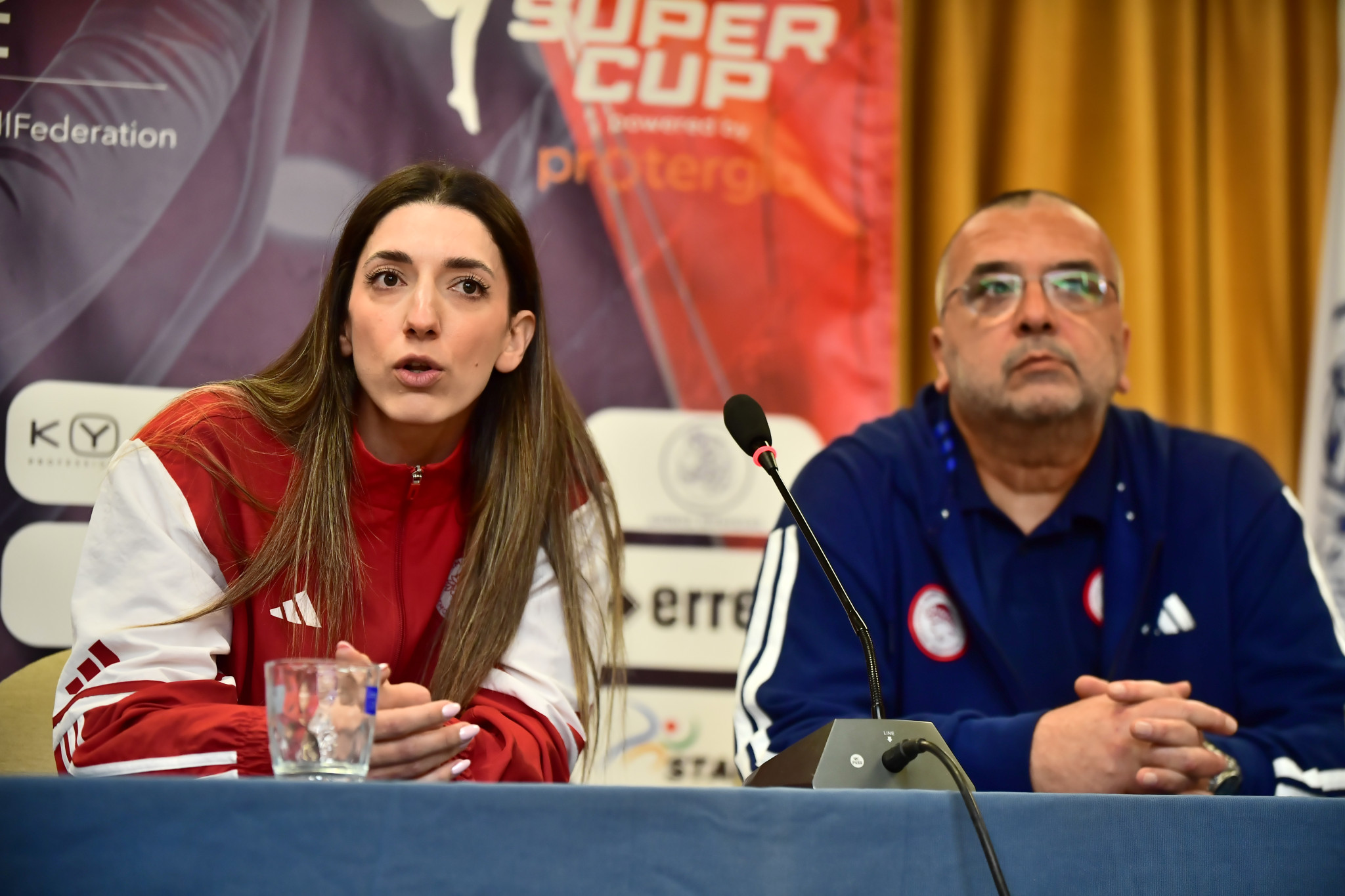 Εμμανουηλίδου: «Ο Ολυμπιακος έχει καθορίσει τη σημασία του στο βόλεϊ - Στόχος να διεκδικεί και να παίρνει τρόπαια»