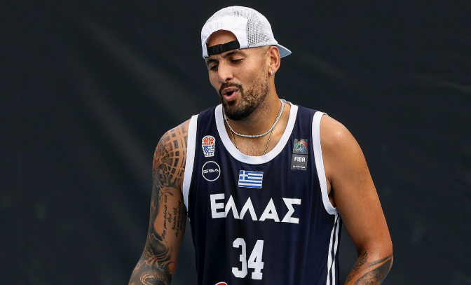 Η απάντηση του Αντετοκούνμπο στον Κύργιο για τη φανέλα της Εθνικής Ελλάδας (photo)