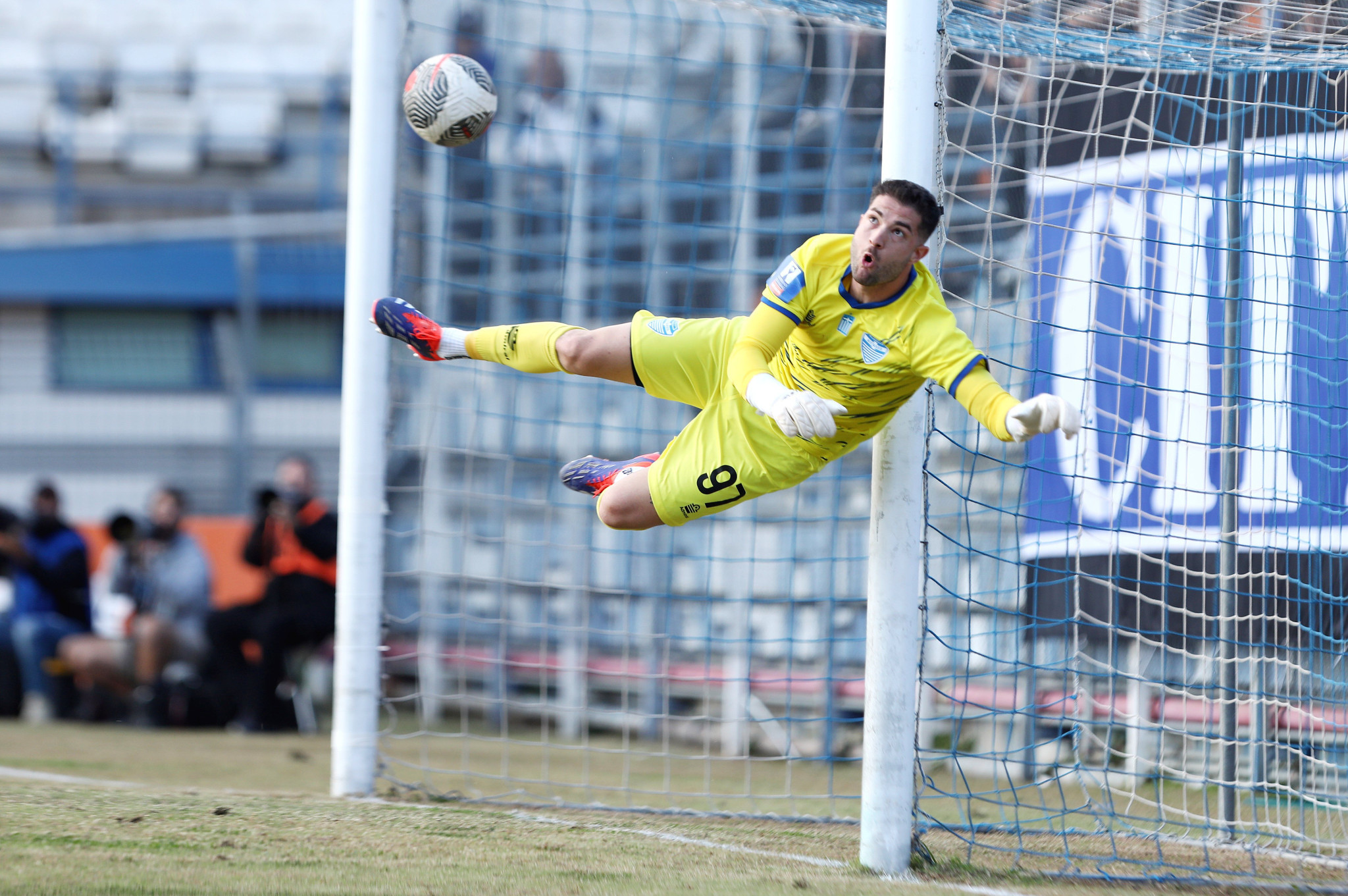 Προσφυγή ποδοσφαιριστή της Super League 2 για χαστούκι από τον πρόεδρο