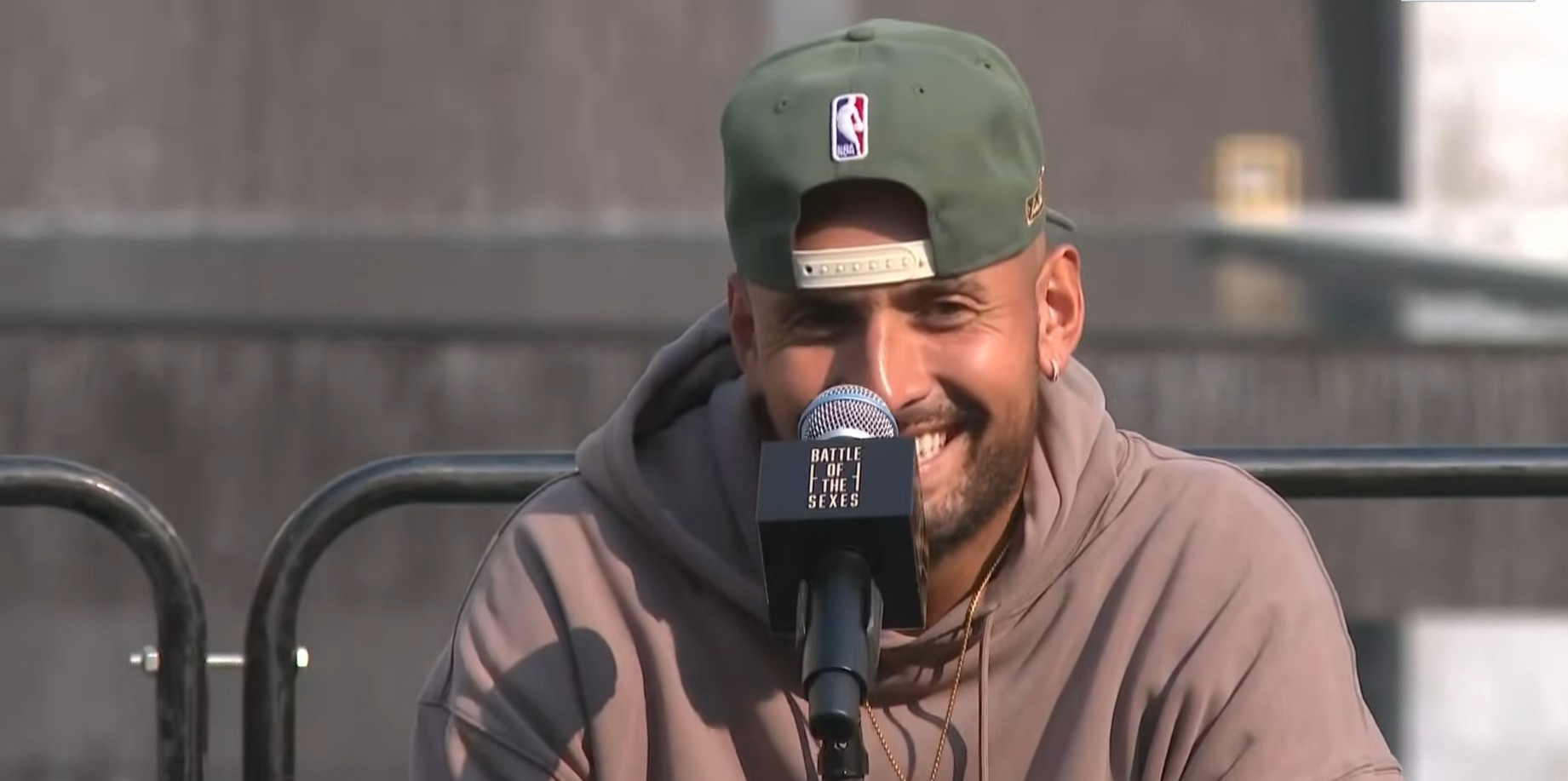 Κύργιος: «Η Αρίνα προσπαθεί να με αποπροσανατολίσει με τη νυχτερινή ζωή»