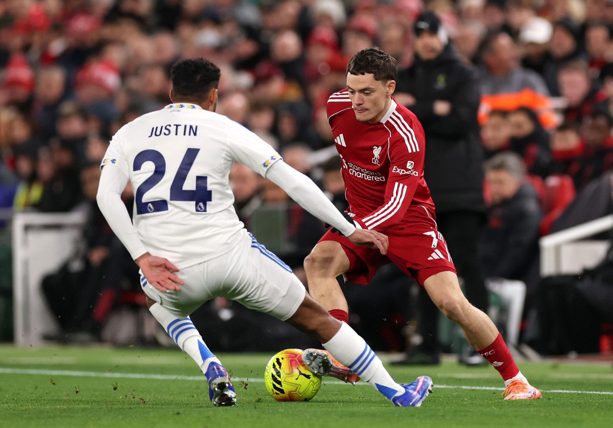 Φούλαμ - Λίβερπουλ με «μπουστάρισμα» σε… κόκκινα ημίχρονα