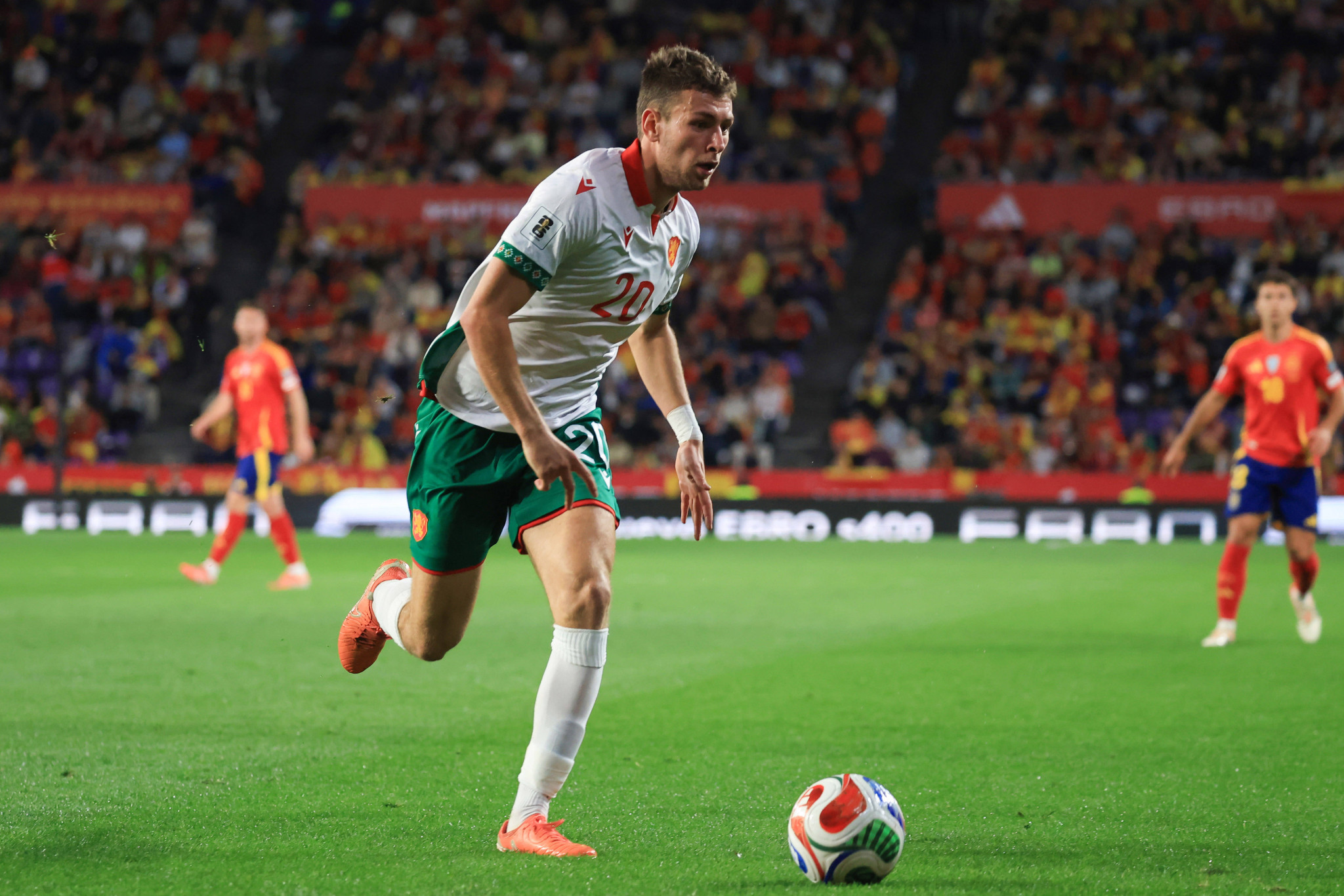 Η Σλάβια Σόφιας ανακοίνωσε και επίσημα τον Γκεοργίεφ στην ΑΕΚ