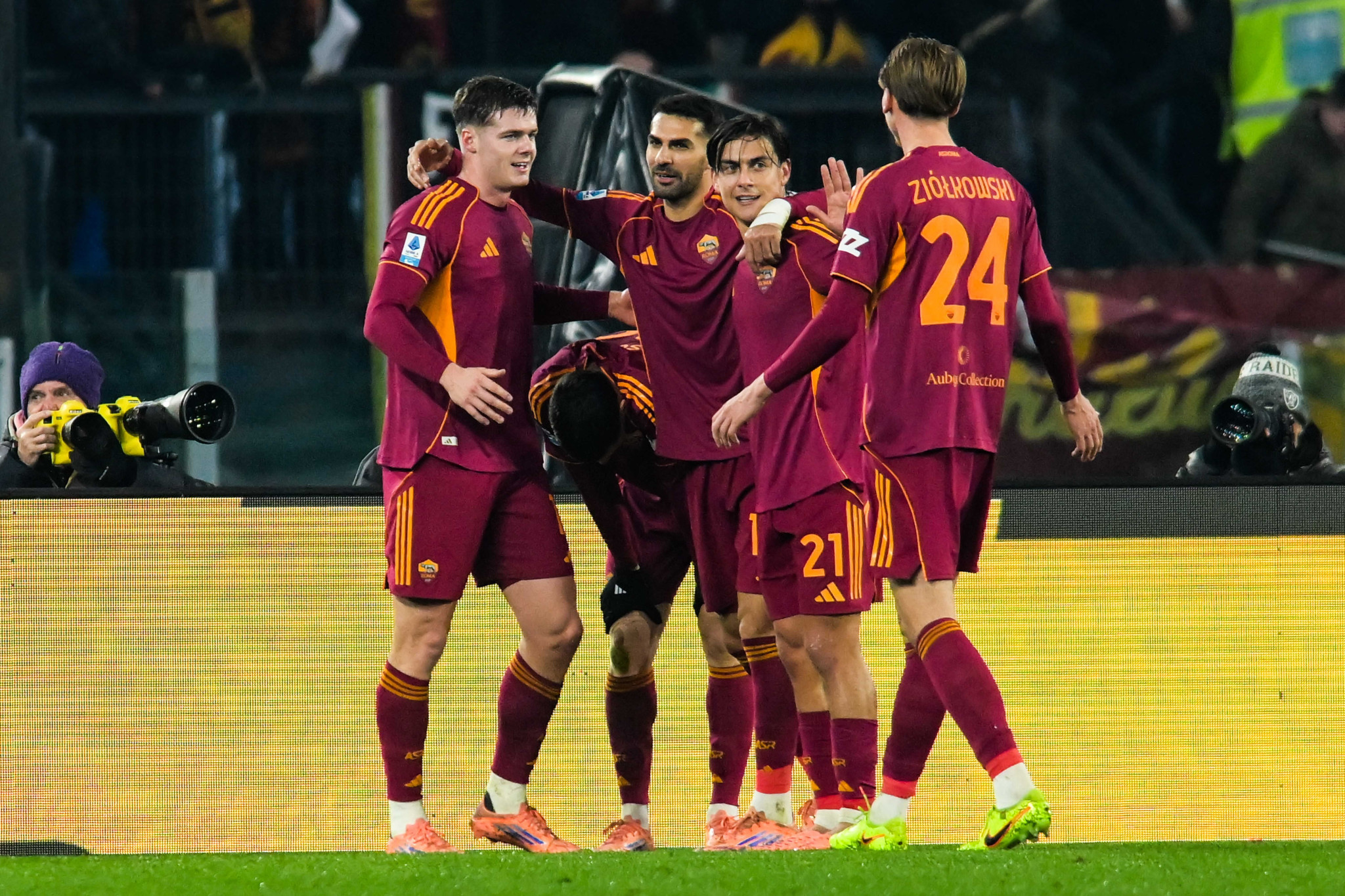 Η Ρόμα ξέσπασε στην Τζενόα και πλησίασε την κορυφή της Serie A