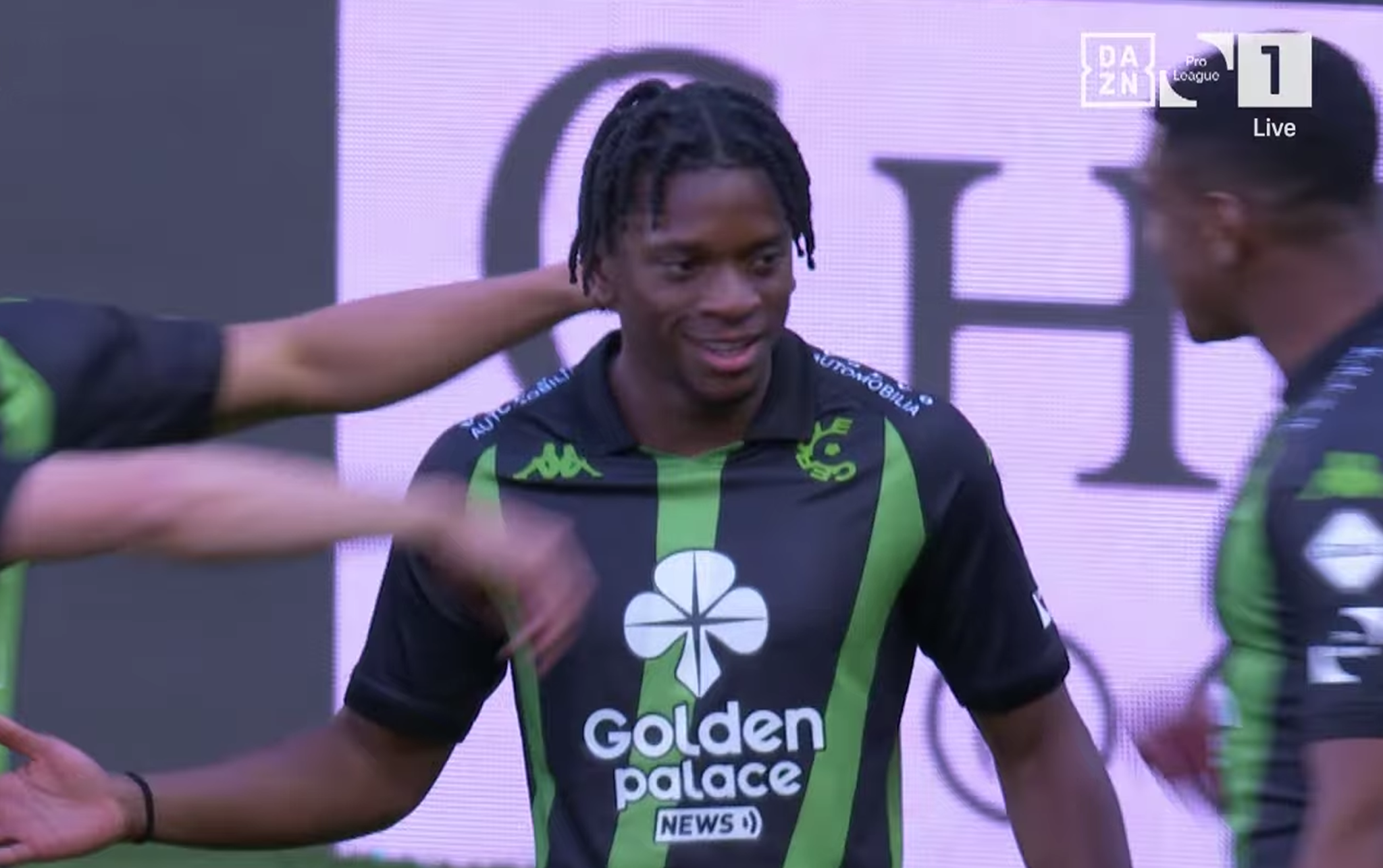 Φουλάρει για αριστερό μπακ ο Αρης, στη λίστα ο Ναζίνιο