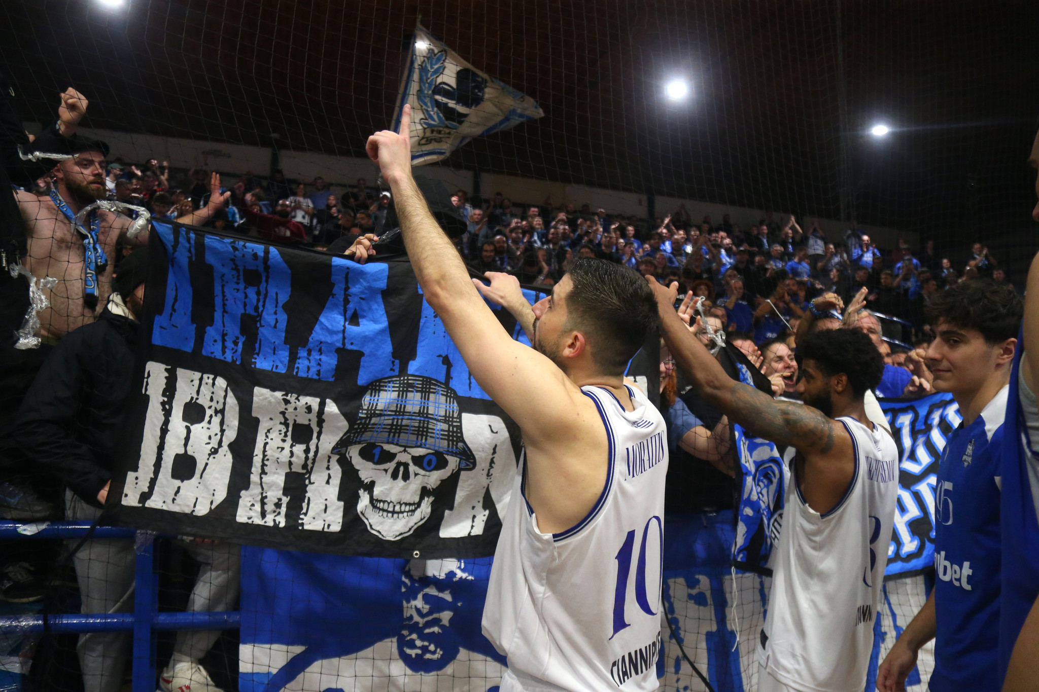 Τα highlights της νίκης του Ηρακλή κόντρα στη Τζίκι Βαρσοβίας (video)