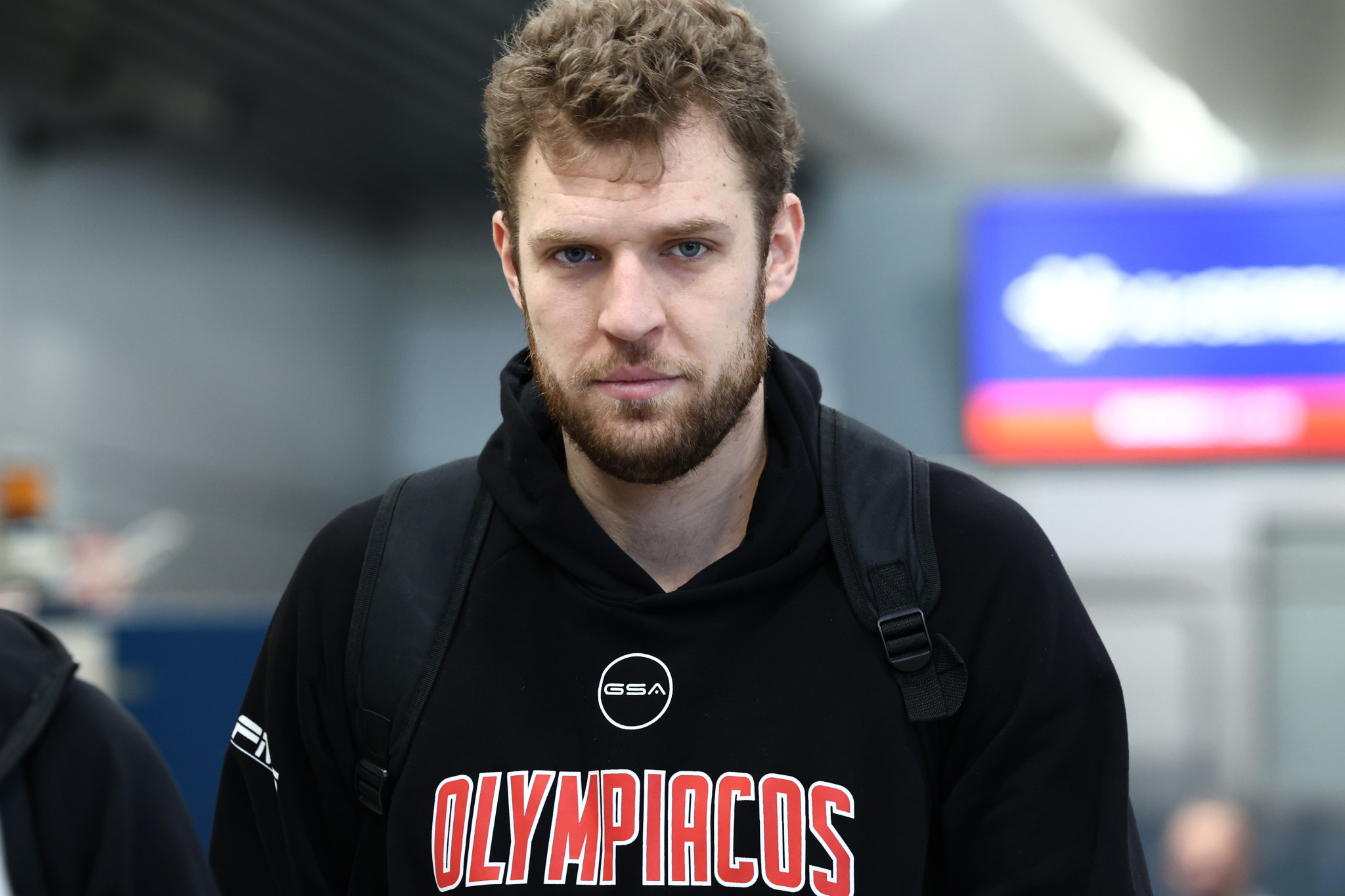 Mε ΜακΚίσικ και Νιλικίνα ο Ολυμπιακός στο Βελιγράδι - Γιατί δεν ταξιδεύει ο Τζόουνς