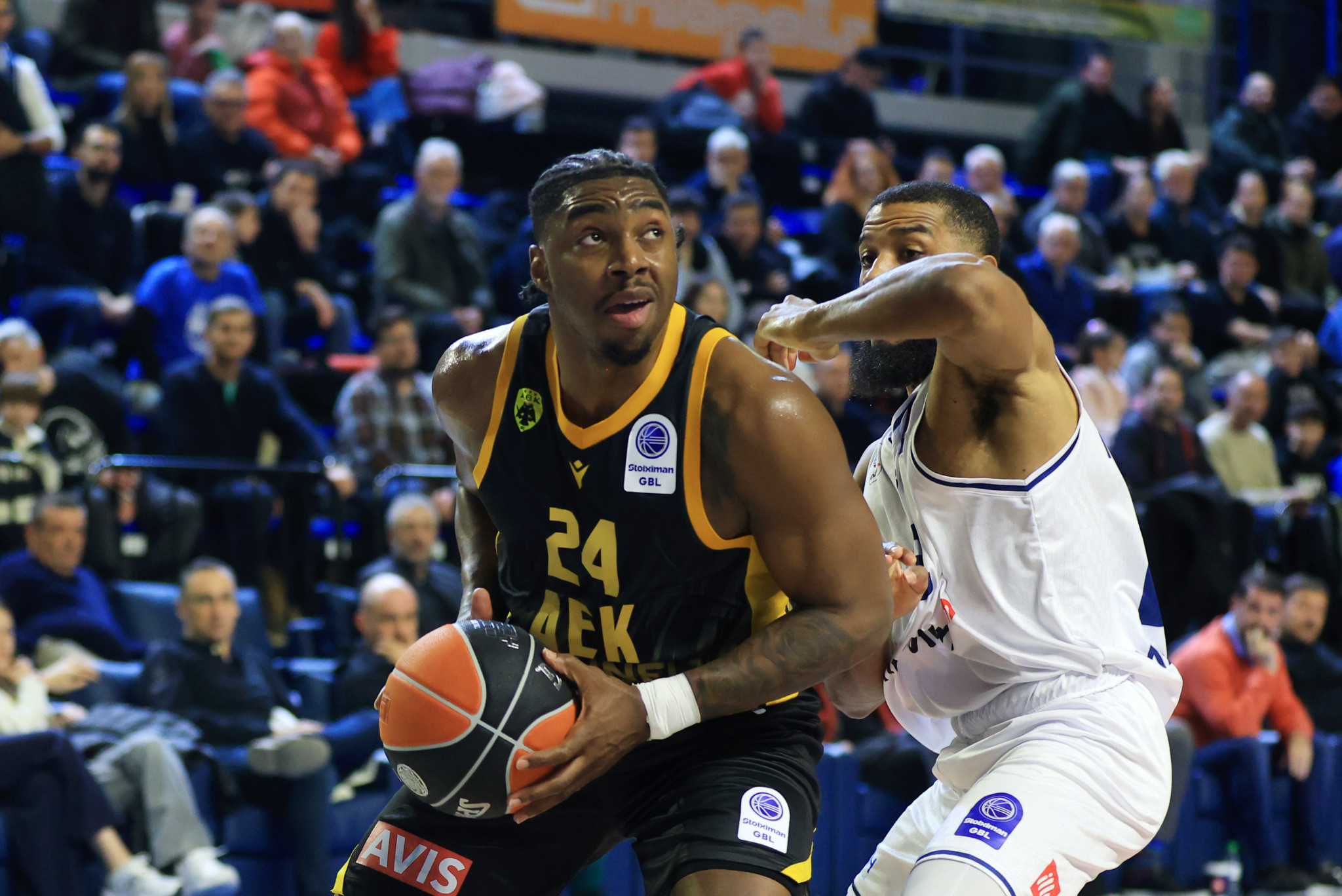 Ο «καυτός» Μπάρτλεϊ έσπασε το... μπλόκο της Καρδίτσας για την ΑΕΚ