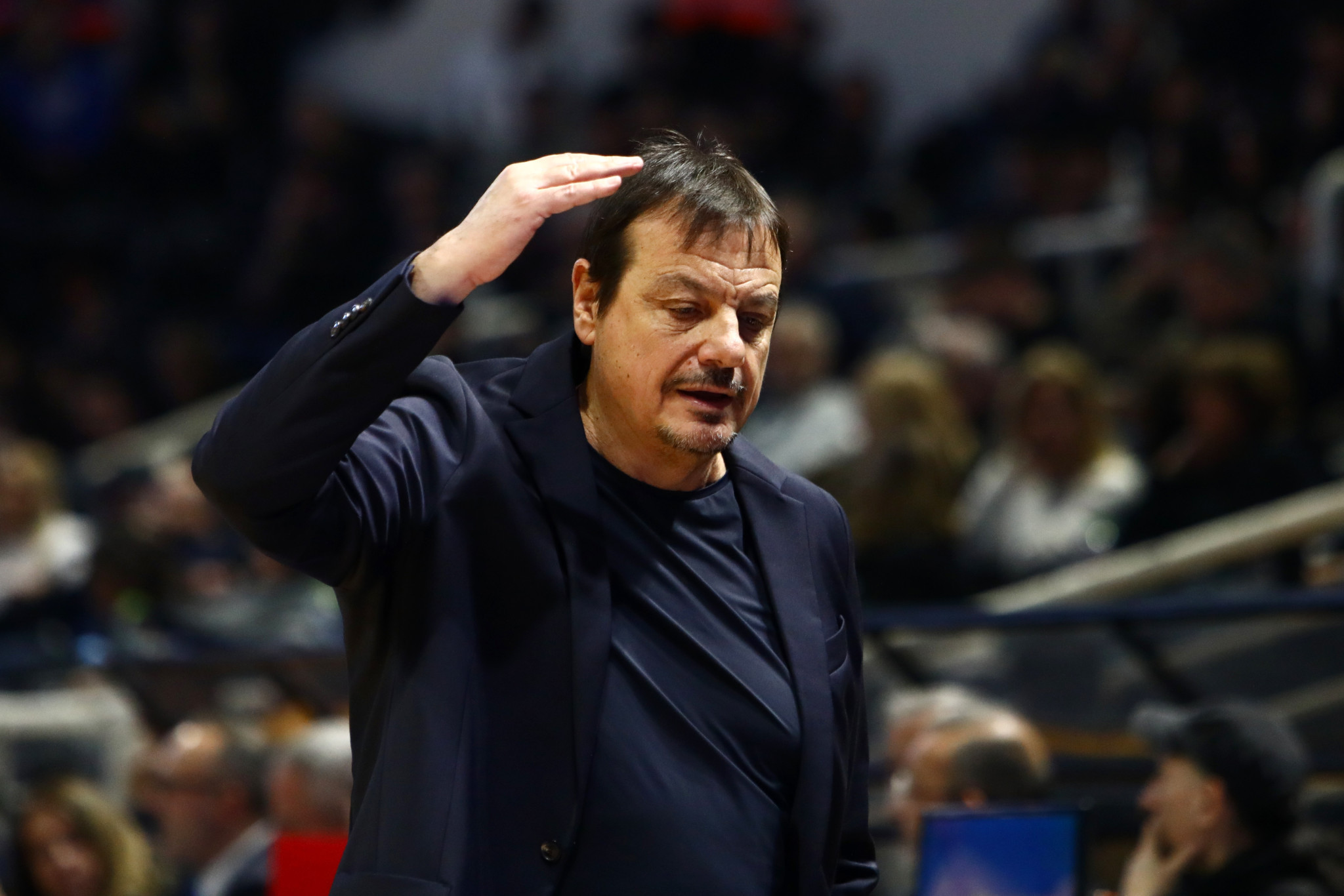 Αταμάν: «Δεν μπορώ να βρω εγώ τη λύση, αλλά οι παίκτες...» (video)