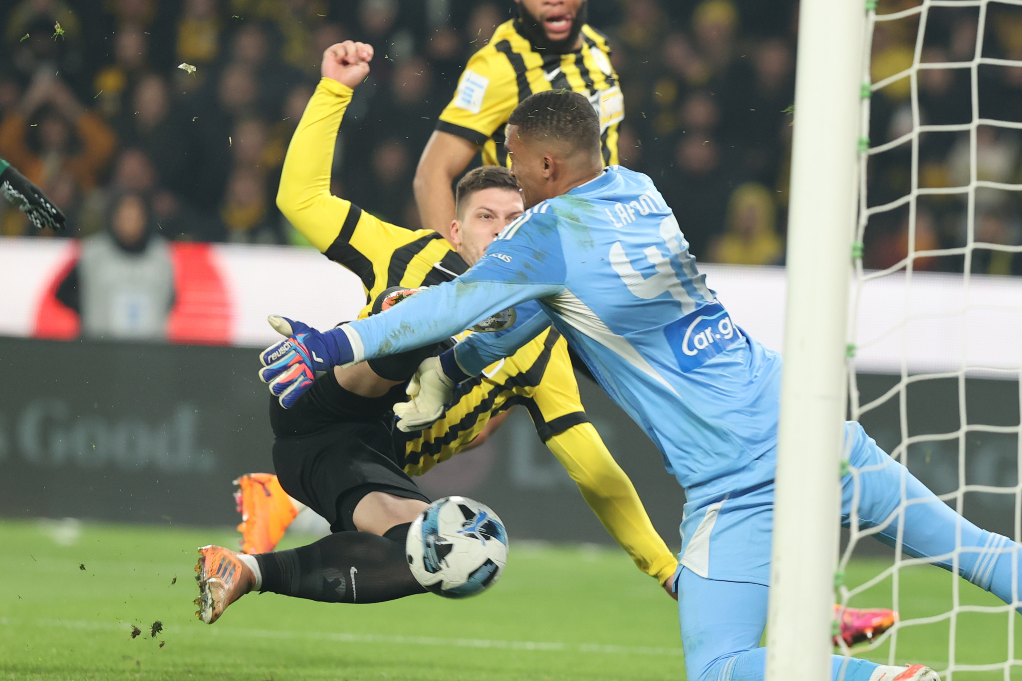 Ξανά με προβολή ο Γιόβιτς το 2-0 της ΑΕΚ (video)