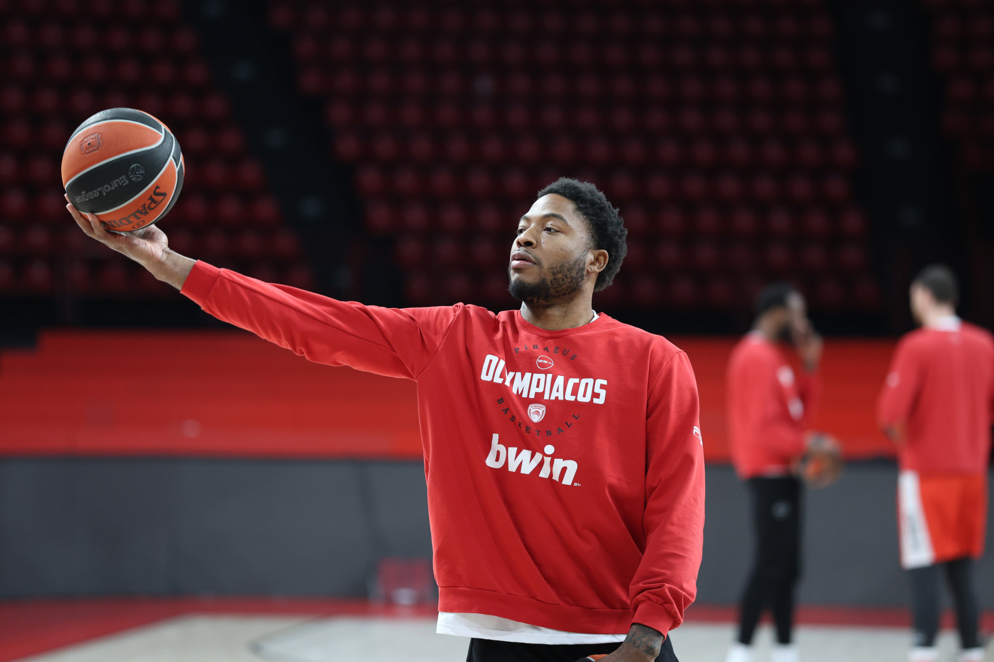 Έτοιμος για ντεμπούτο στην Euroleague με τον Ολυμπιακό ο Τζόουνς (video)