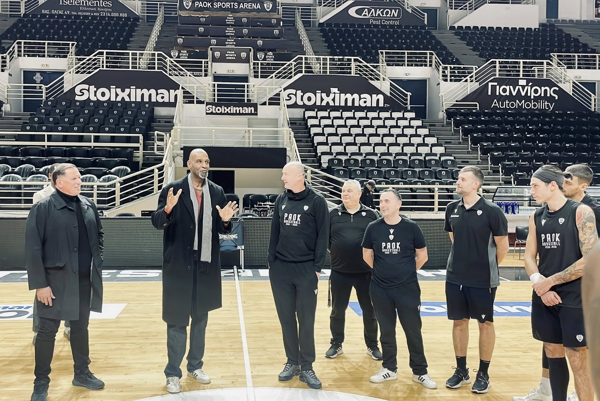 Στην προπόνηση του ΠΑΟΚ ο Κεν Μπάρλοου