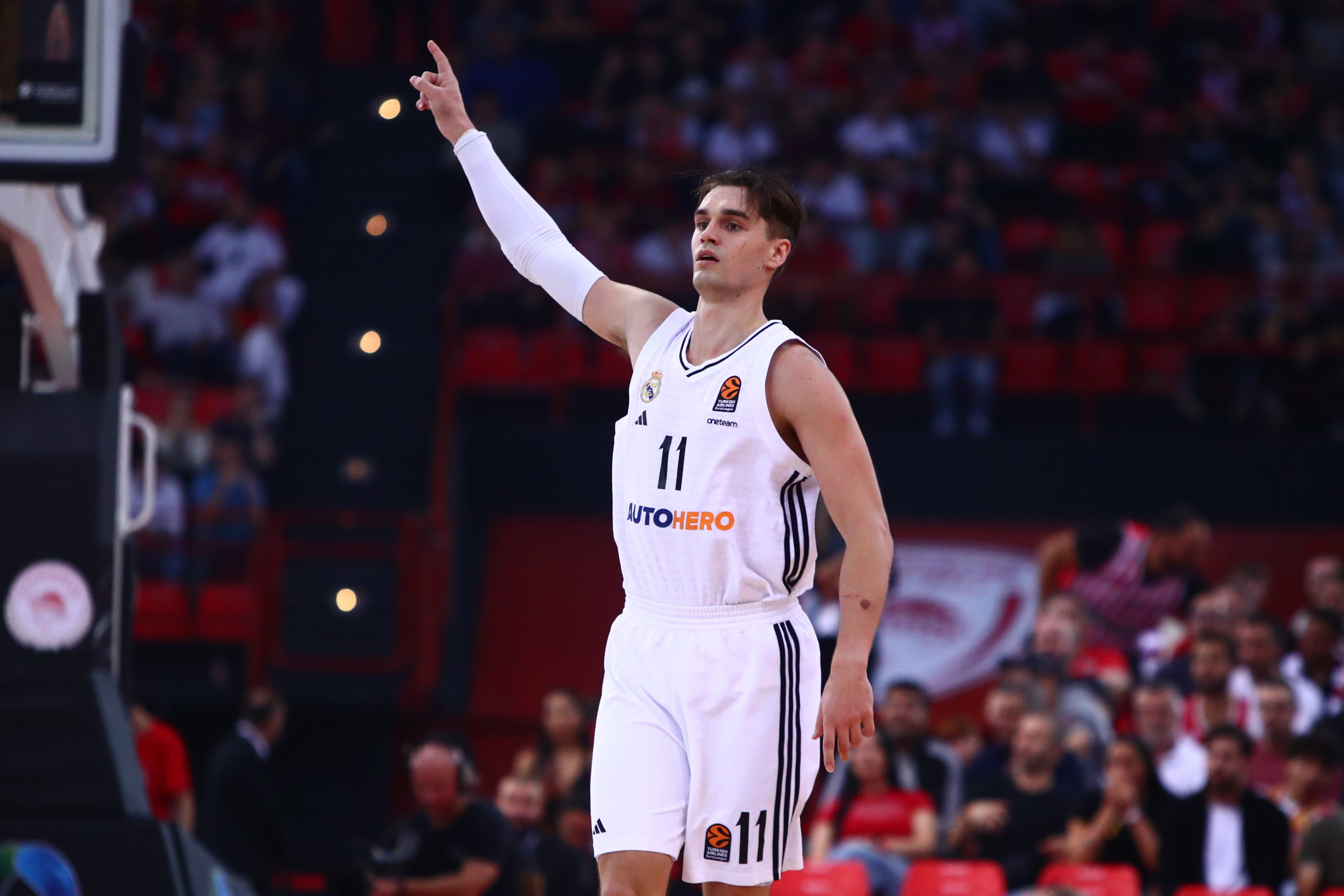 Η Ρεάλ ανέβασε στροφές στο δεύτερο ημίχρονο και άφησε πίσω της την Βαλένθια