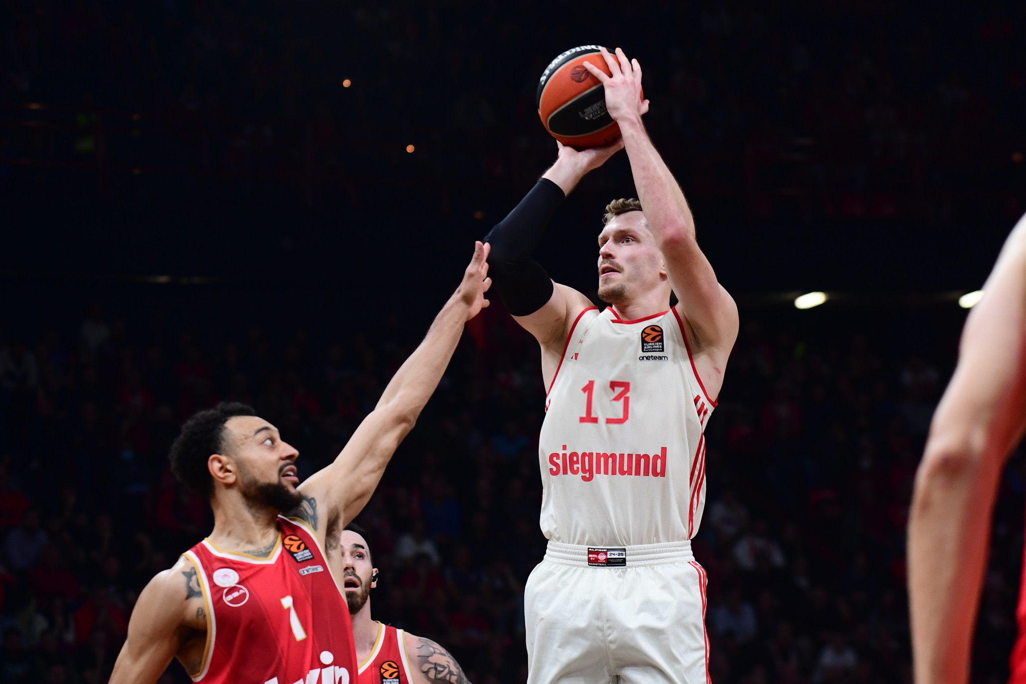 EuroLeague: MVP της 20ης αγωνιστικής ο «καυτός» Αντρέας Ομπστ