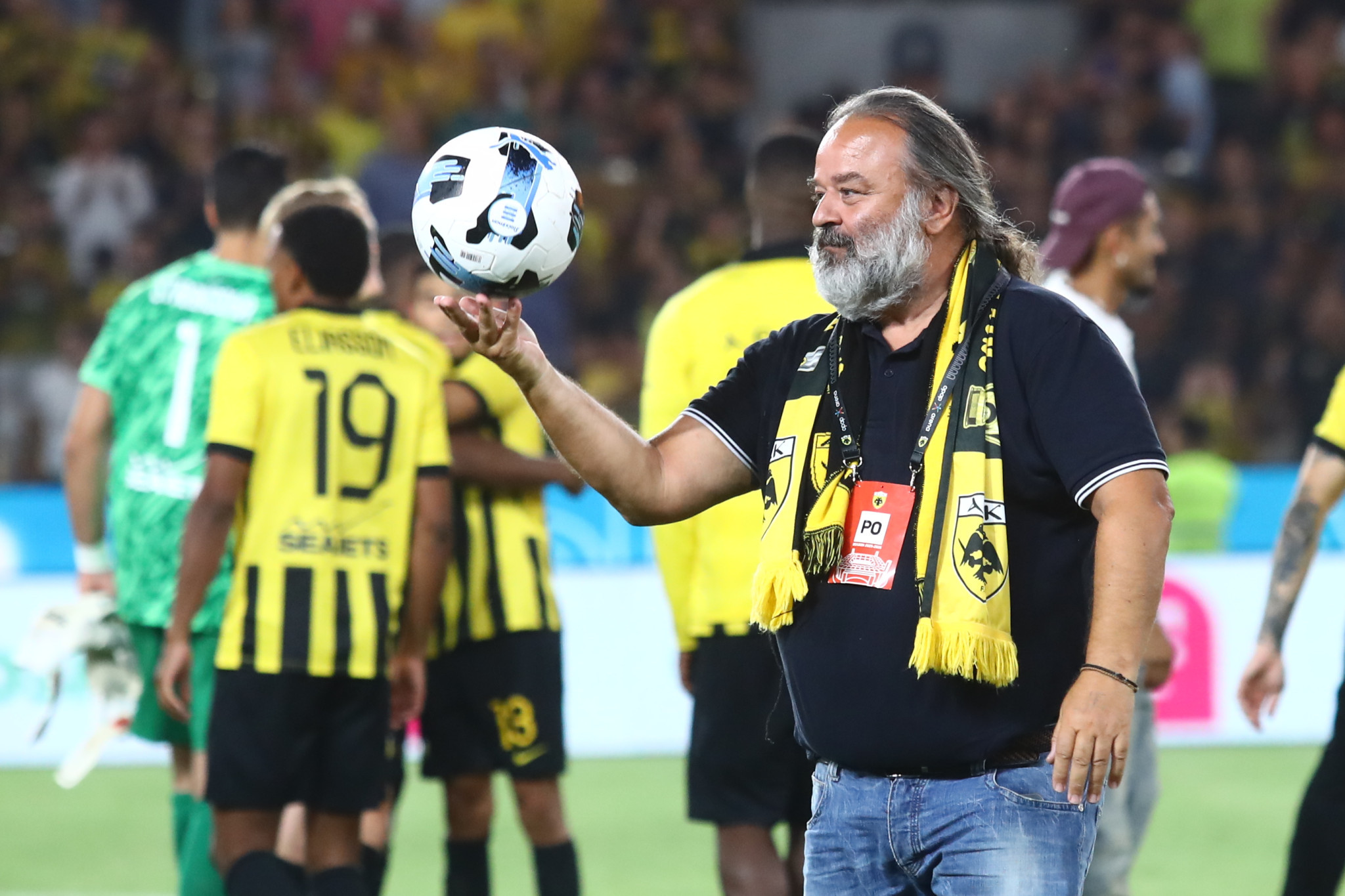 Μαθαίνει γρήγορα και το βρίσκουν μπροστά τους