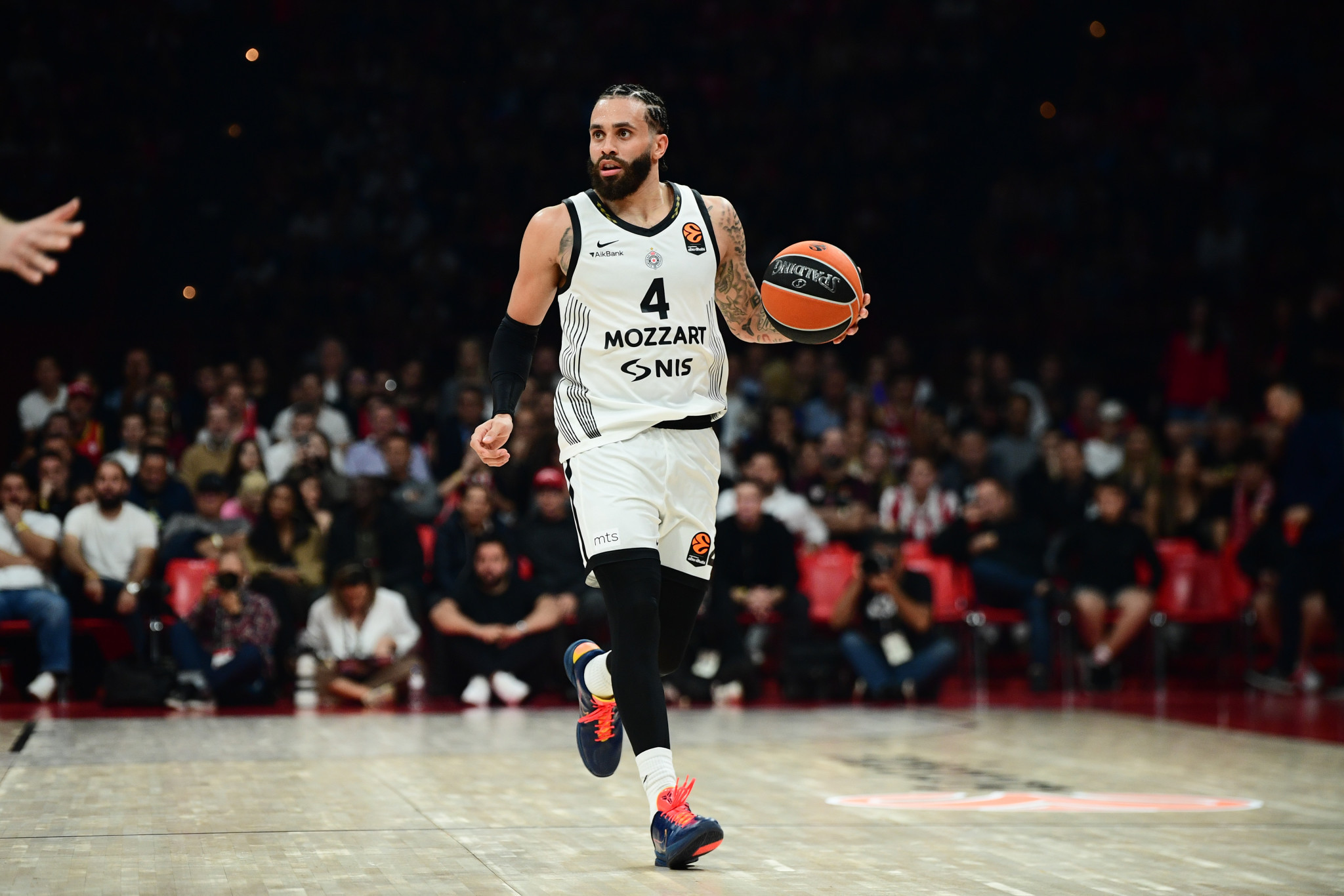 Με Ουάσιγκτον και Γιεκίρι η Παρτίζαν κόντρα στη Μπαρτσελόνα