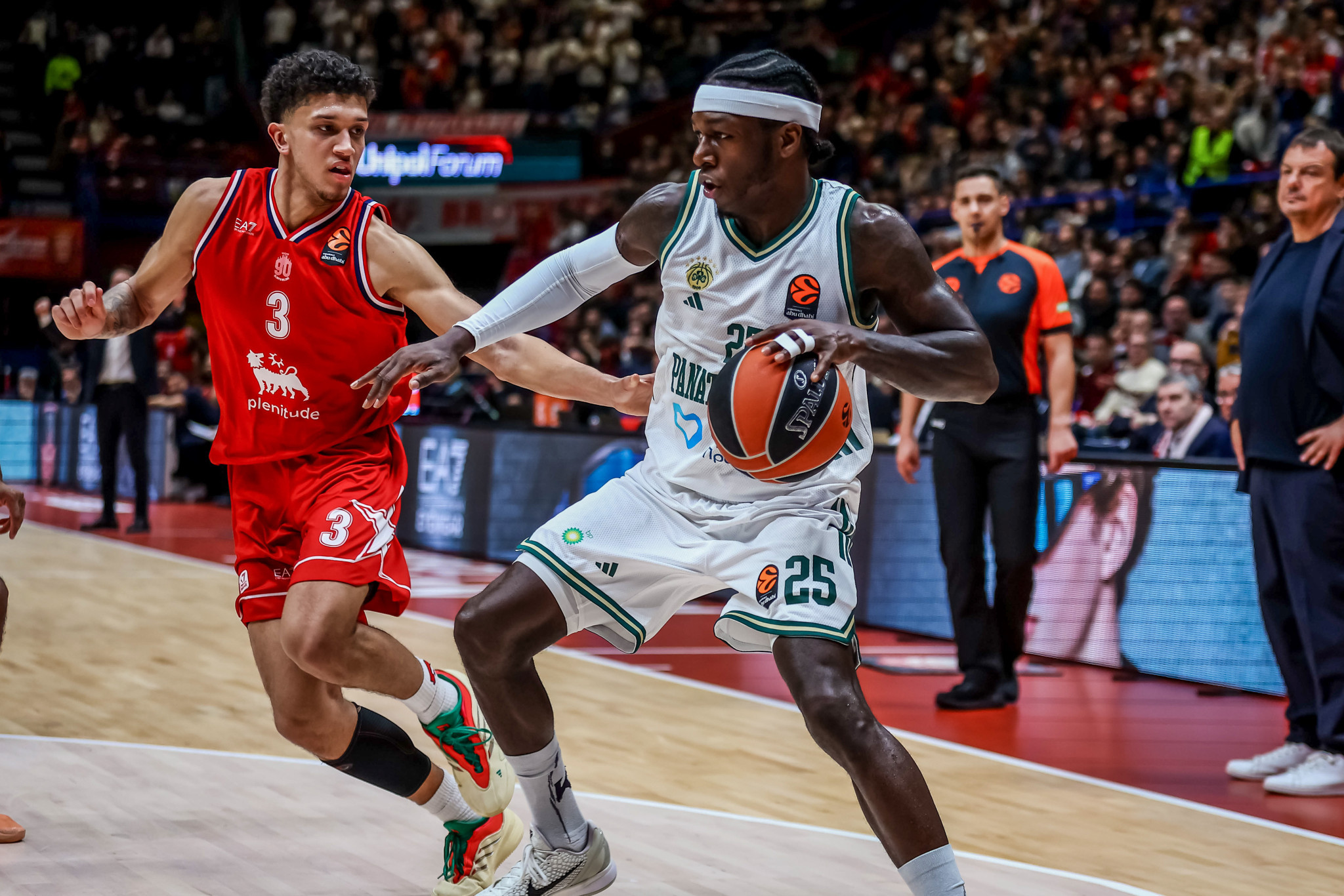 Πρόβλημα της τελευταίας στιγμής για τη Μιλάνο - Ο Κουίν Έλις δεν παίζει με τον Παναθηναϊκό