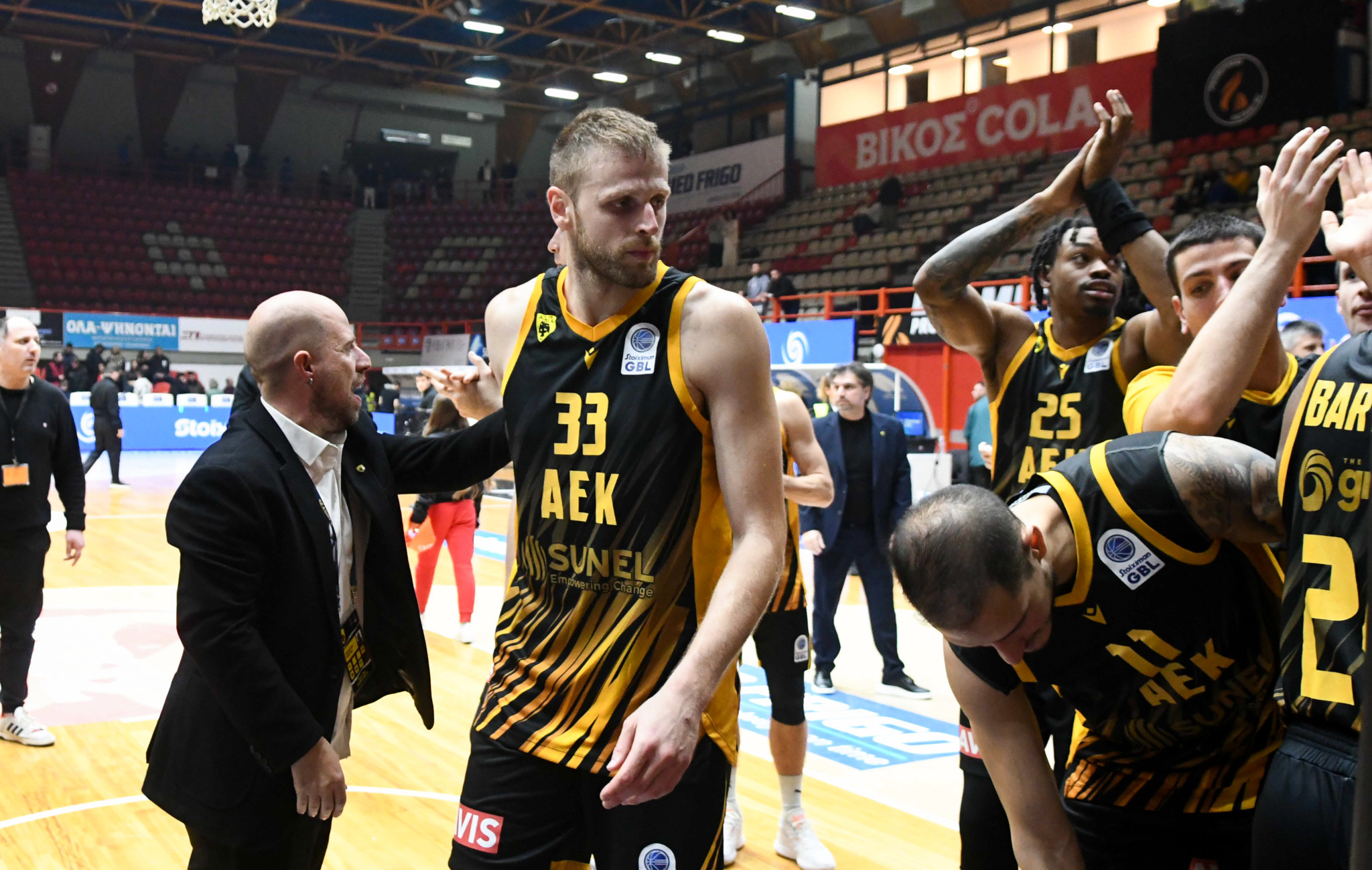 Ο Χαραλαμπόπουλος φωνάζει «είμαι εδώ» για την ΑΕΚ