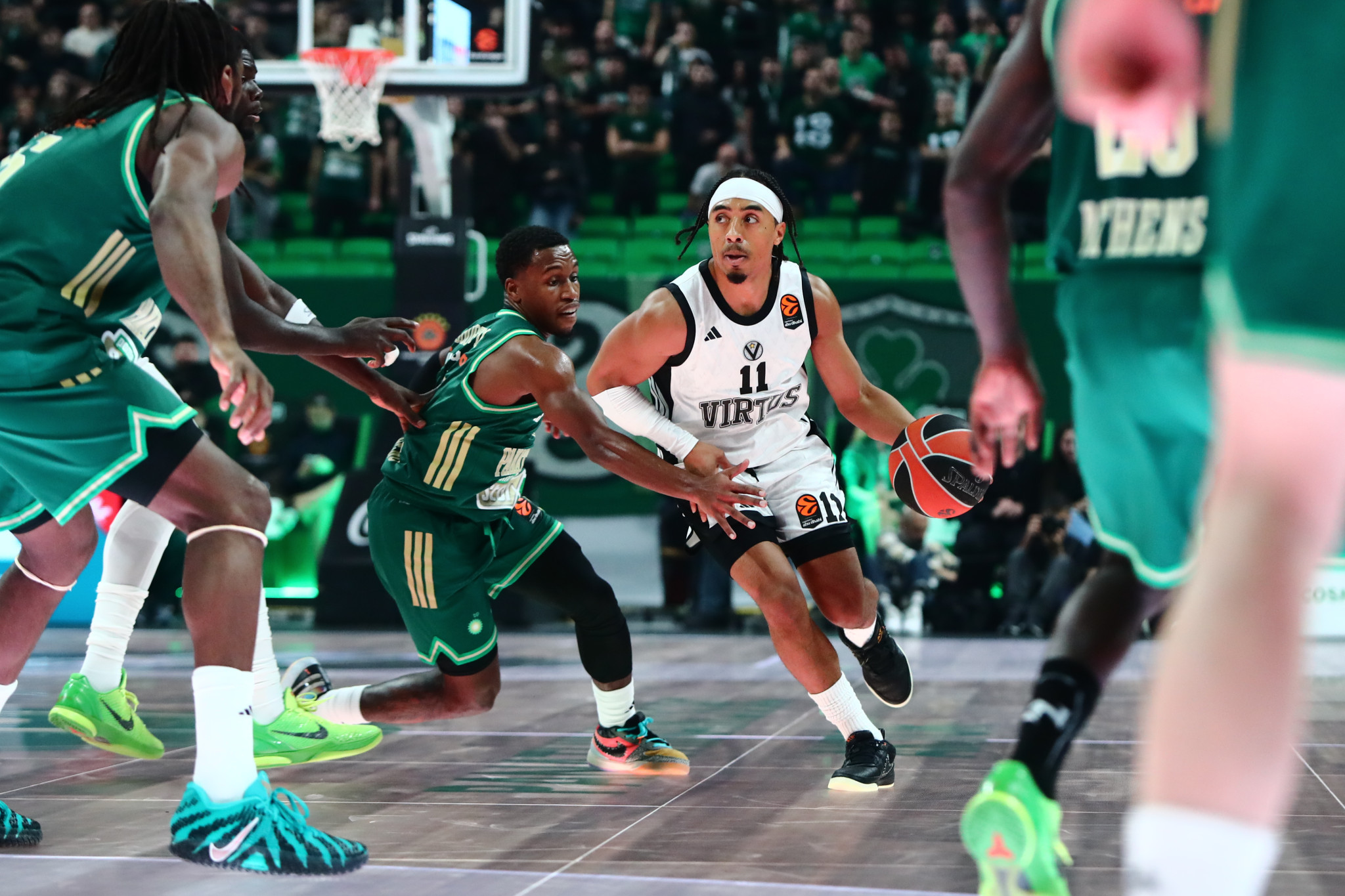 Πάει για «βόμβα» με Μπράντον Τέιλορ ο Πανιώνιος