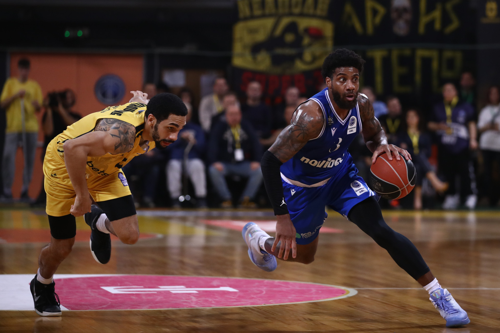 Ο Ράιτ-Φόρμαν είχε 37/40 βολές σε 11 παιχνίδια και σε 2 αγώνες με τον Άρη μέτρησε 6/14!