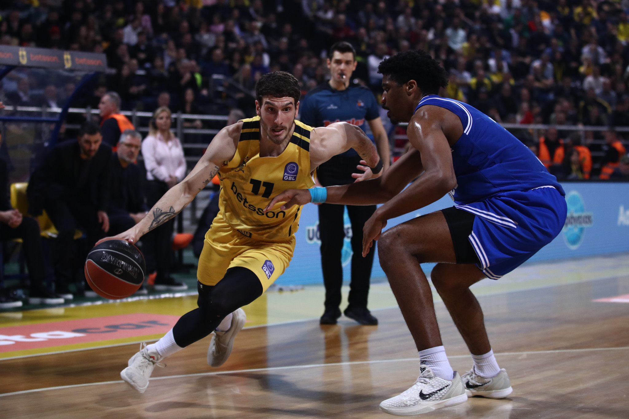 Ο Άρης «τιμώρησε» τα λάθη του Ηρακλή και νίκησε οριακά στο ντέρμπι της Θεσσαλονίκης