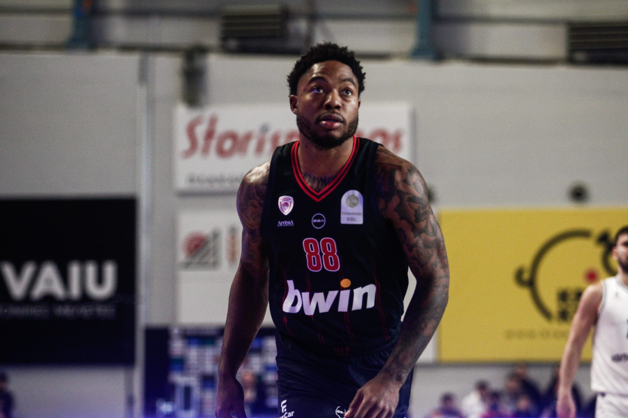 Αυτά έκανε στο ντεμπούτο του με τον Ολυμπιακό ο Ταϊρίκ Τζόουνς