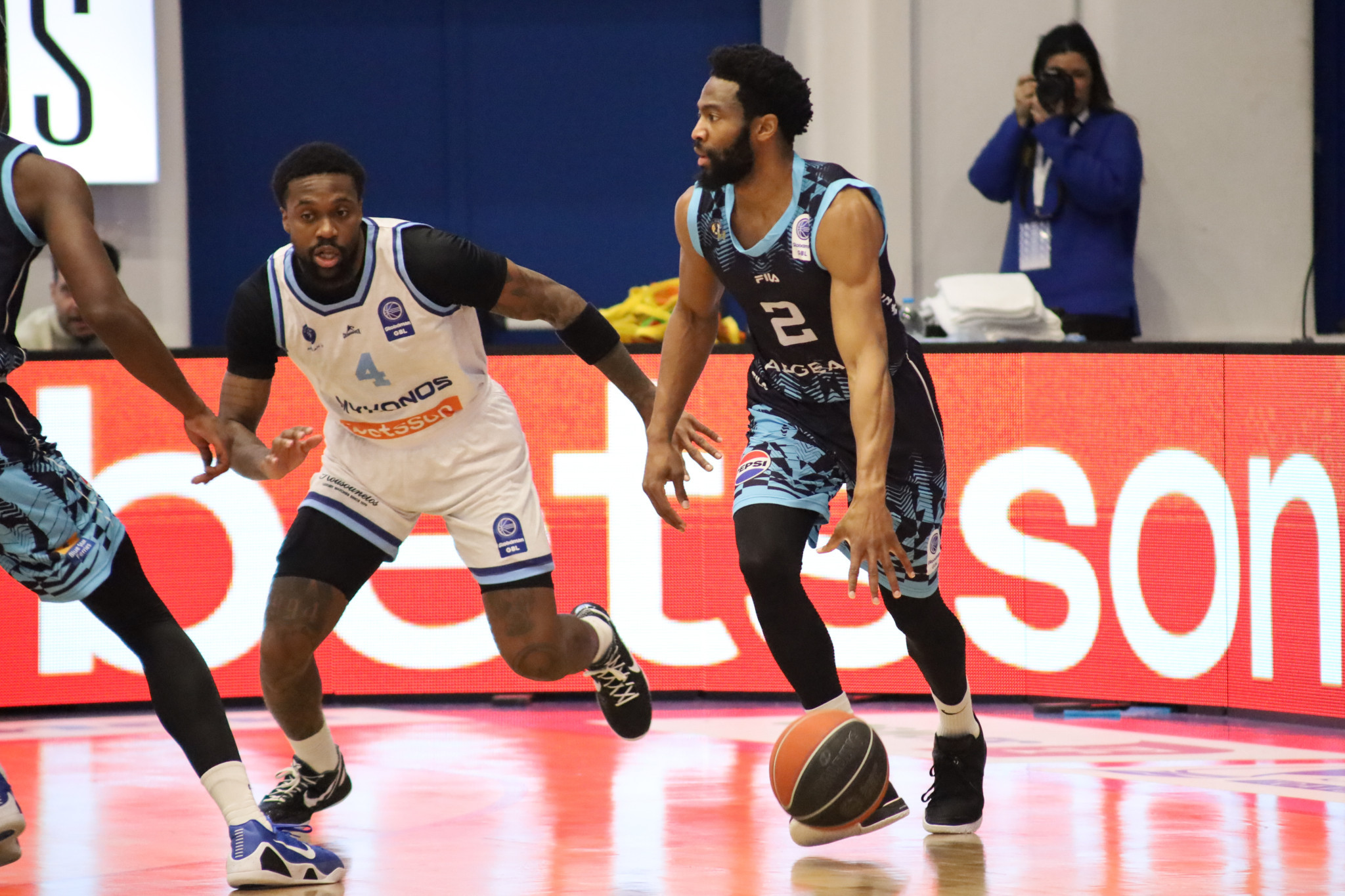 Ο Τσέισον Ραντλ στο Athletiko: «Ο Κολοσσός έχει δυνατότητες, χαρούμενος που συνεργάζομαι με τον Λυκογιάννη»